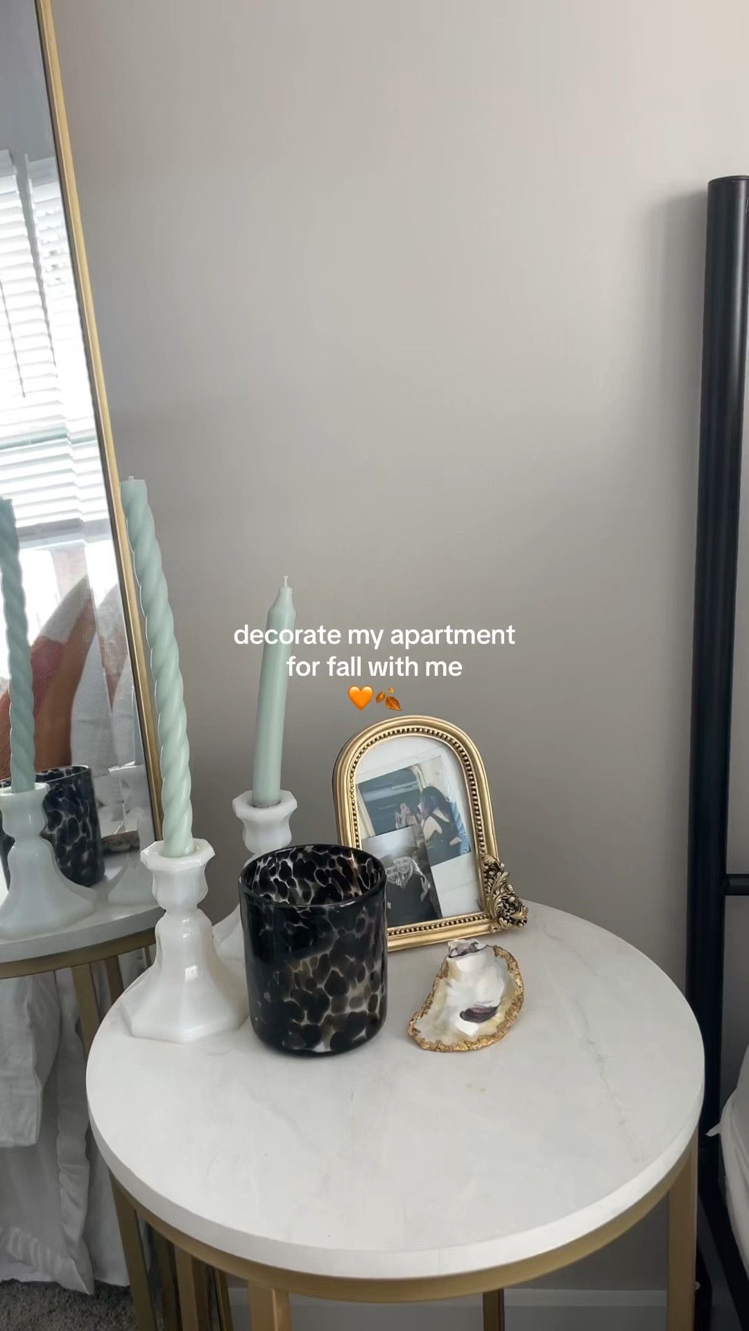 simple fall decorating in my apartment 🧡🍂🕯️

#LTKSeasonal #LTKhome