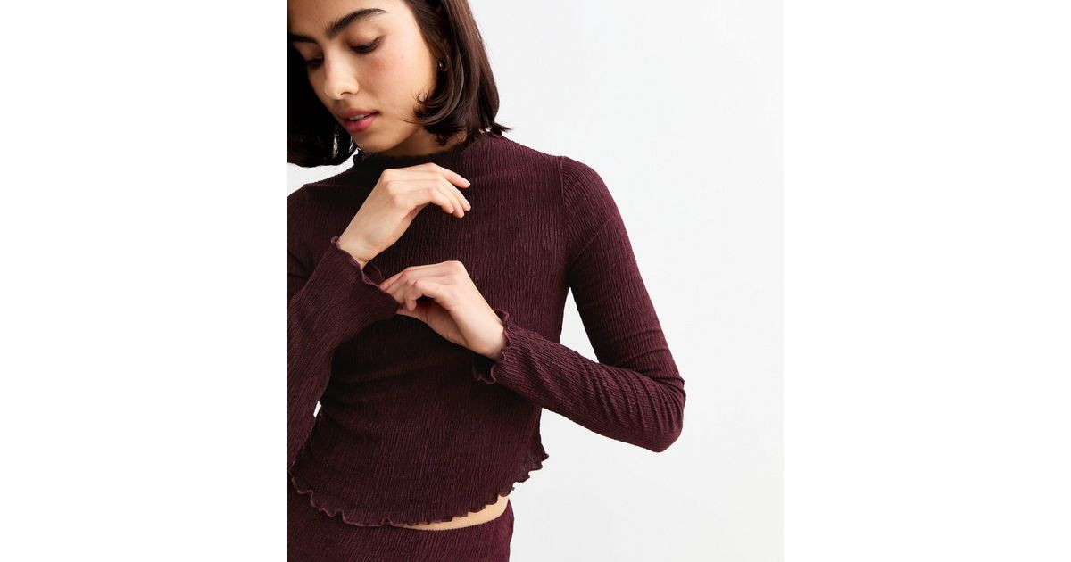 Burgundy Textured Long Sleeved Top 
						
						Add to Saved Items
						Remove from Saved Items | New Look (UK)