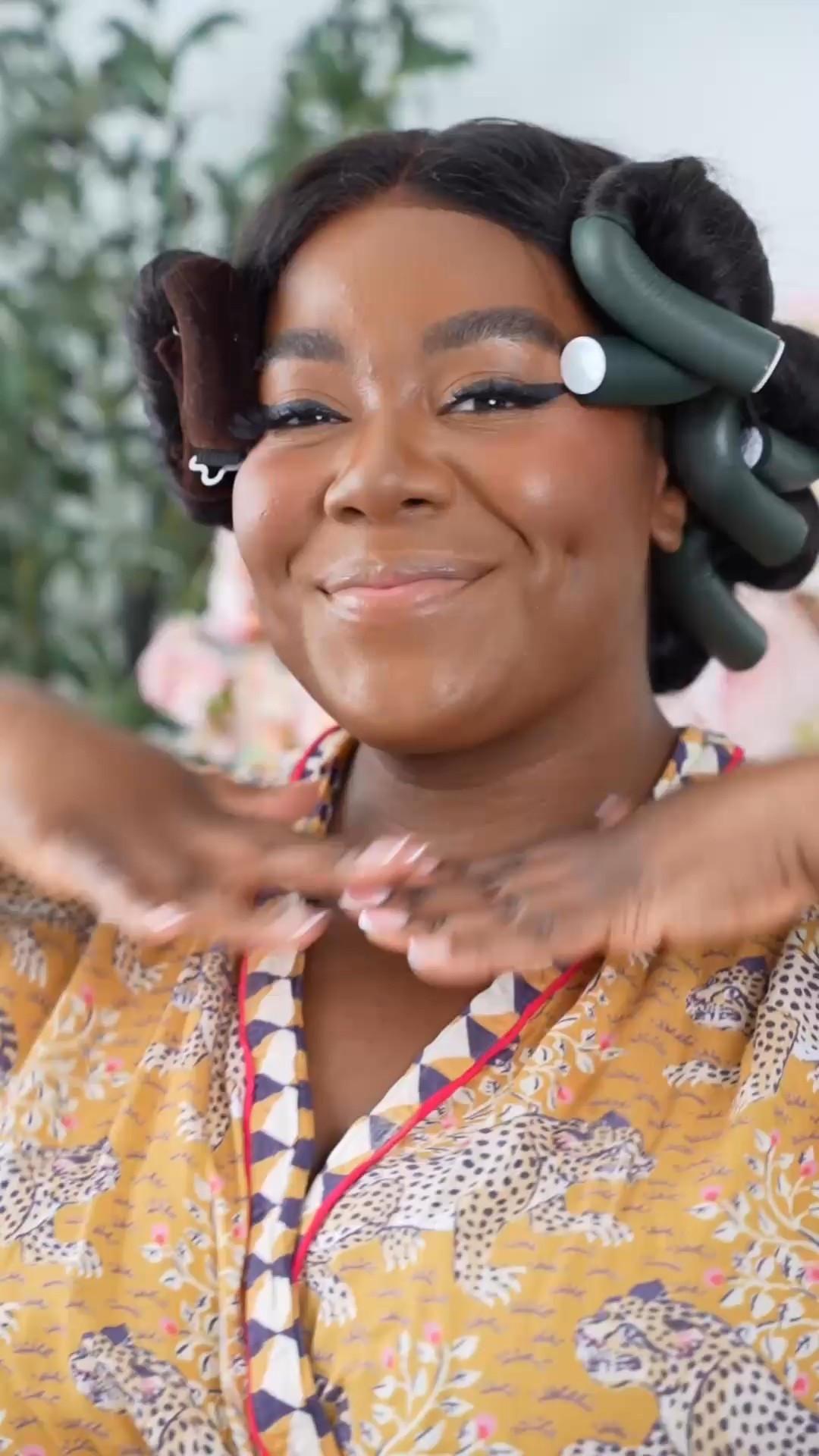 Have you tried heatless curls? It’s a working progress with a bit of a learning curve but I’m determined to get it. 

#heatlesscurls #beauty #overnightblowout #spring #hairstyles #blackhair #blackbeauty

#LTKFindsUnder50 #LTKStyleTip #LTKBeauty