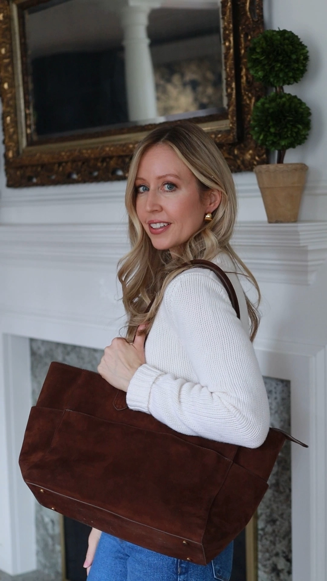 Chocolate brown suede tote. My best find of the season. It’s roomy and beautiful. 

#LTKootd #LTKSaleAlert