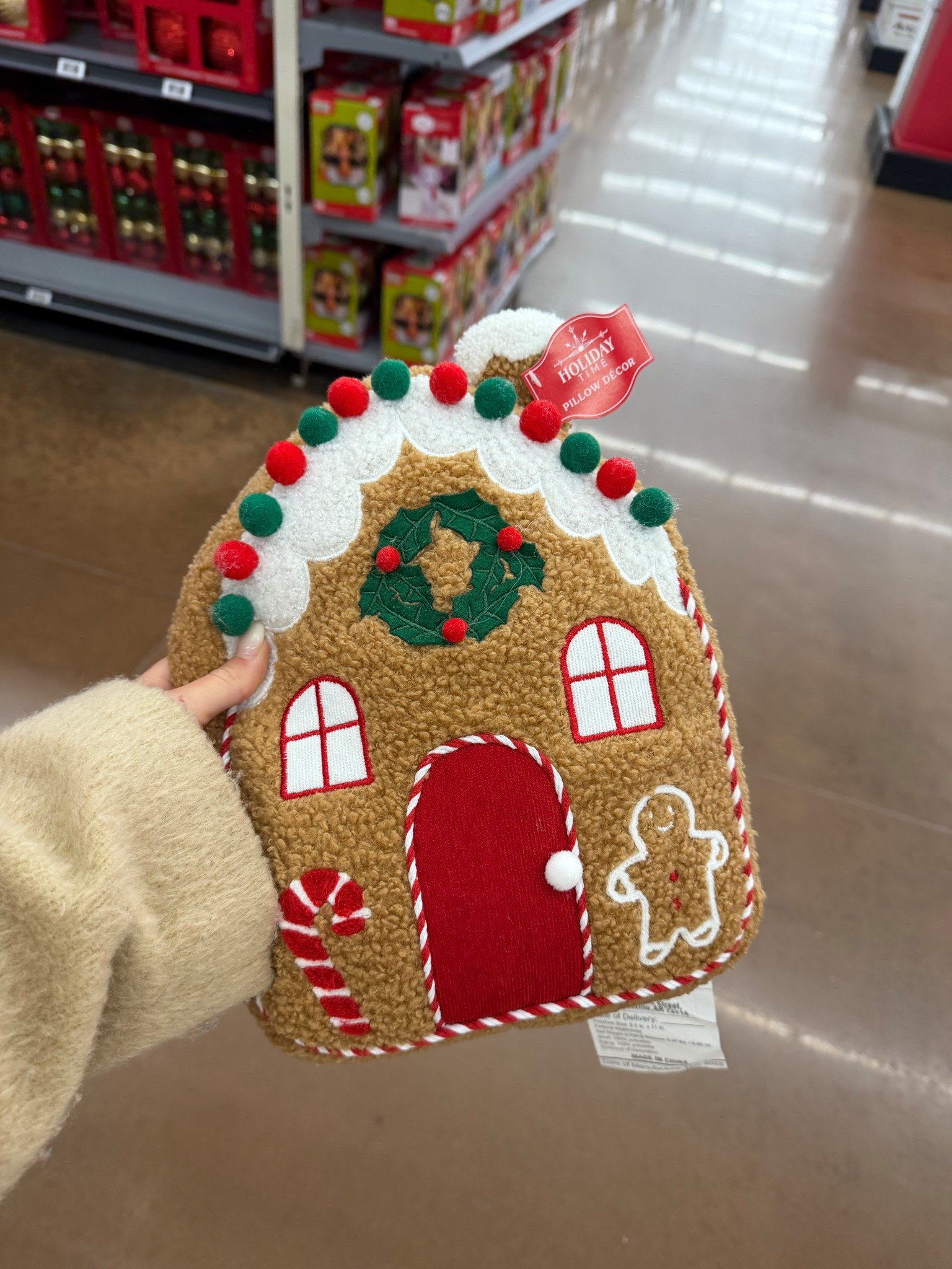 The cutest $9 pillow for Christmas 

#LTKCyberWeek #LTKHoliday #LTKGiftGuide