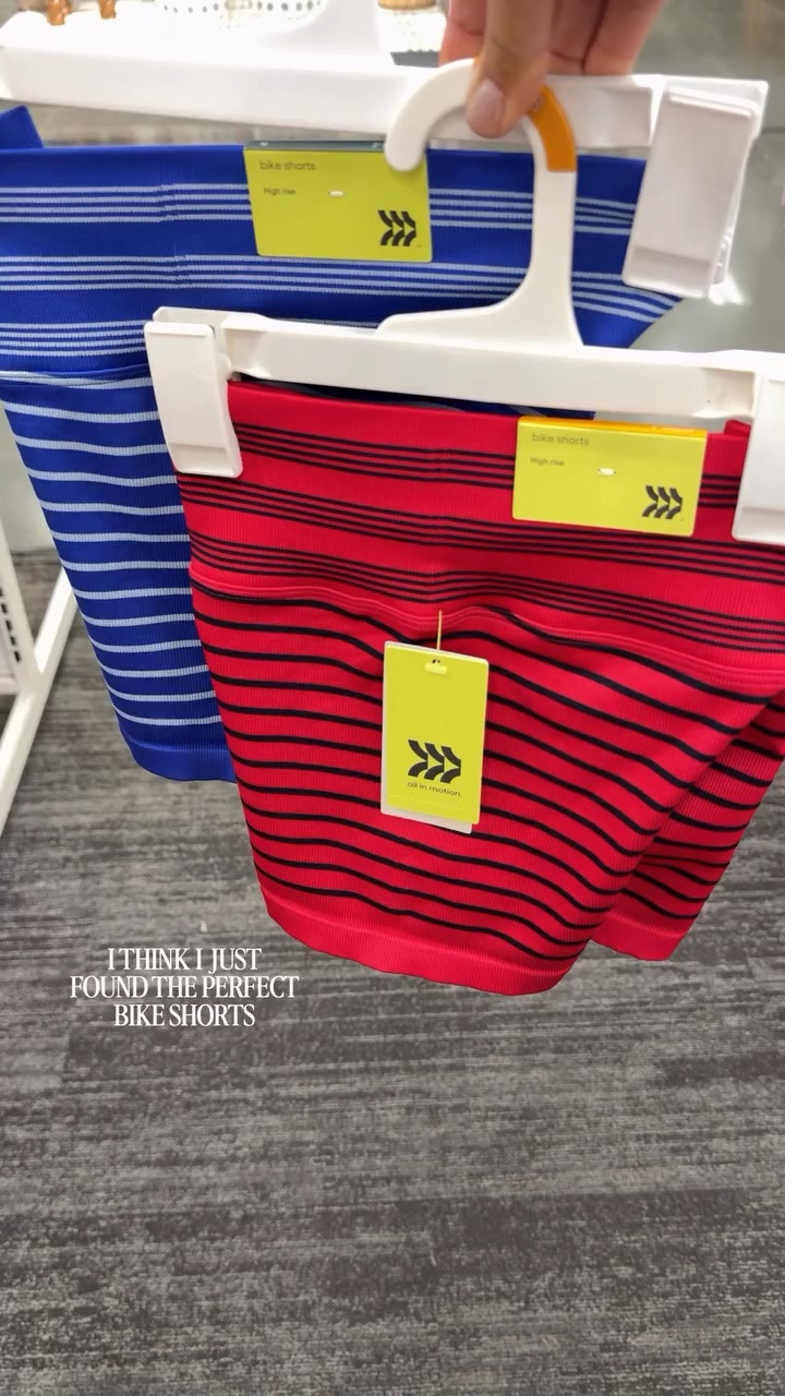 EXCUSE ME?! These new All in Motion bike shorts are exactly what I’ve been looking for. Short 🙈, no front seam, and super cute…plus, they might finally help me even out my thigh tan lines lol

#target #targetfinds #targetstyle #allinmotion #runningoutofideas