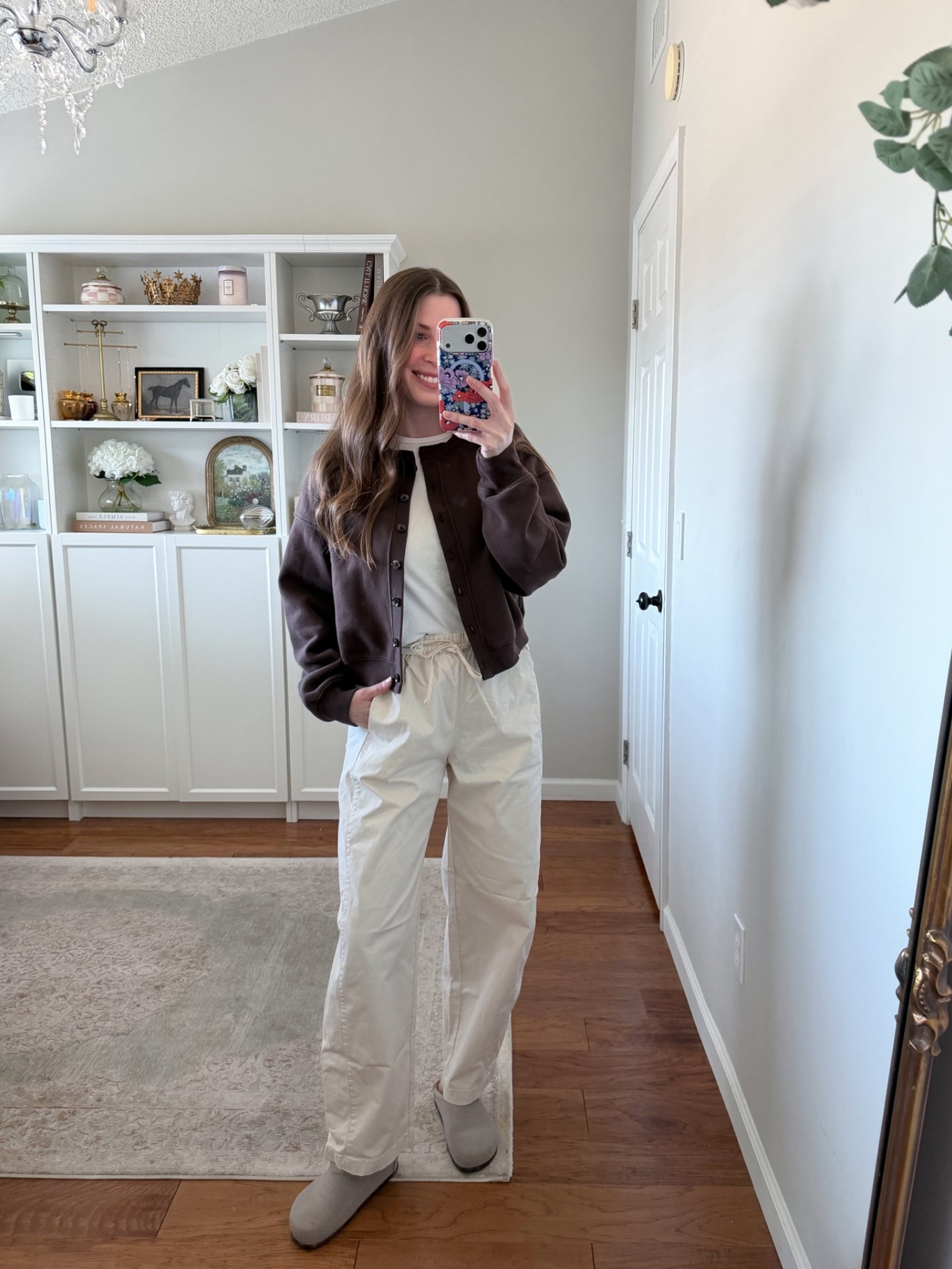 Twill barrel pants XS
Cotton cardi S
Rothys TTS

Abercrombie sale!!

#LTKSaleAlert