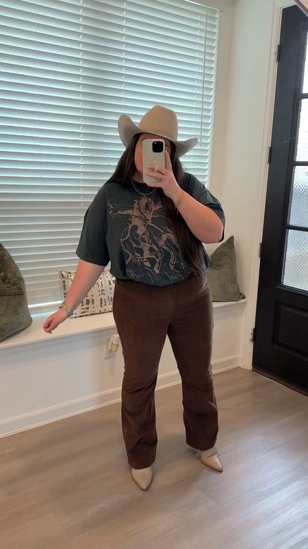 Rodeo outfit. Western outfit. Rodeo tee. Western tee. Flare jeans. Country concert outfit. Western t shirt

Hat is from The Hat Storee

#LTKfindsunder100 #LTKfindsunder50 #LTKSeasonal