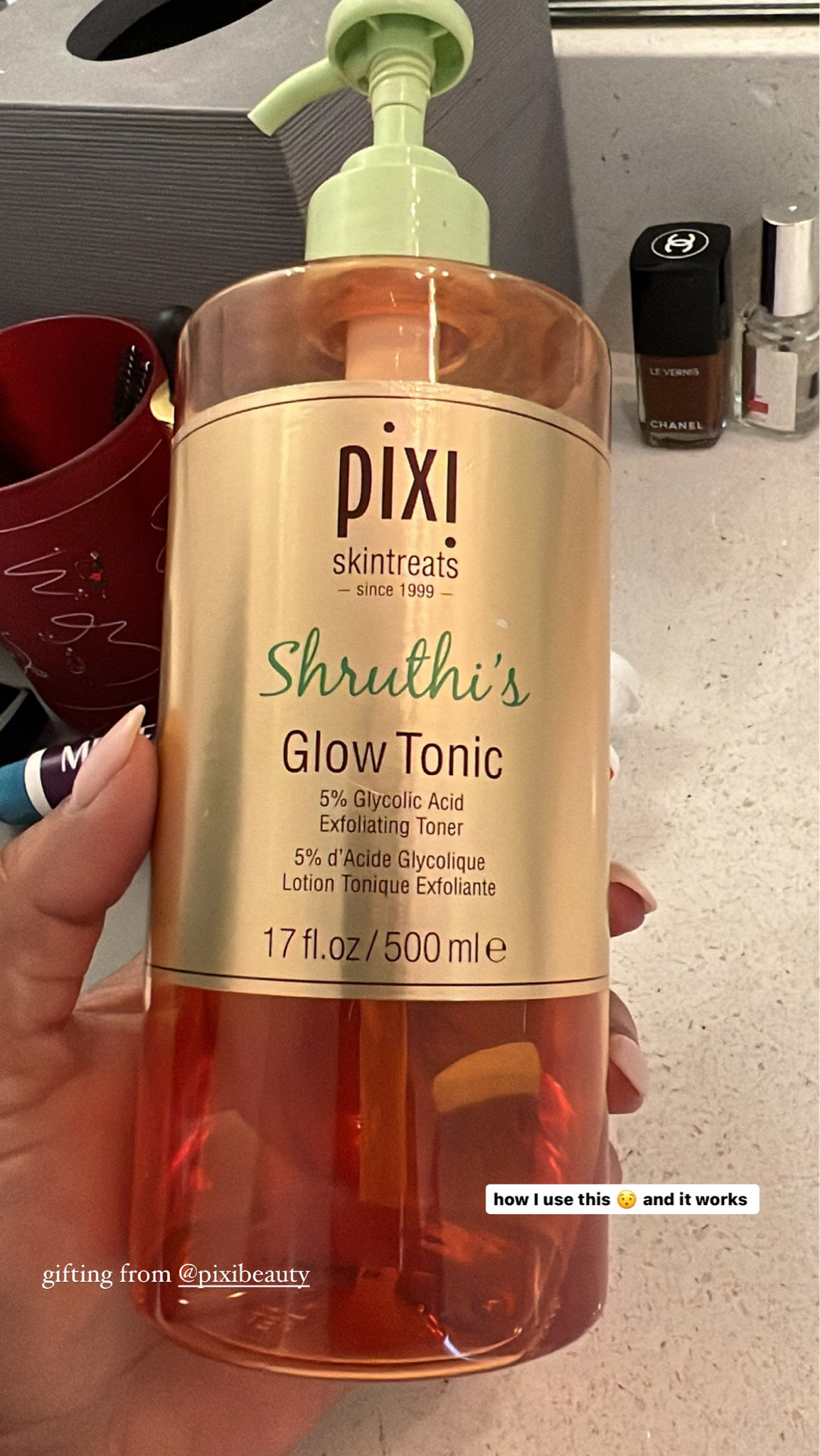 gifting from @pixibeauty

How I use:
A) use a cotton round and saturate it with 2-3 pumps. Use the saturated cotton round on the face in the AM once or twice a week
B) use a washcloth saturate with a few pumps and apply on underarms at night. 

#LTKbeauty