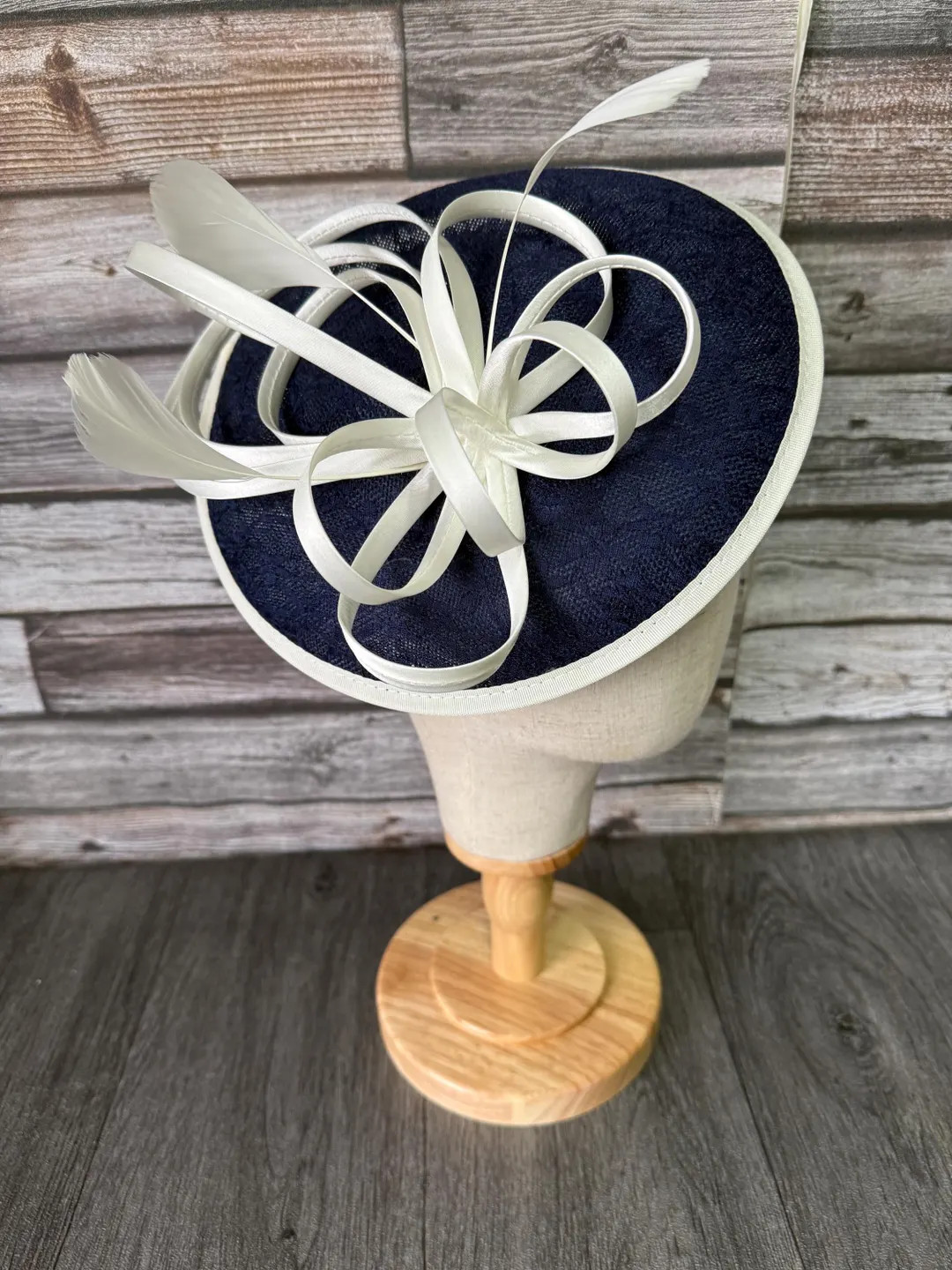 Navy Cream Feather Fascinator: Handmade Wedding Headpiece, Derby Hat - Etsy | Etsy (US)
