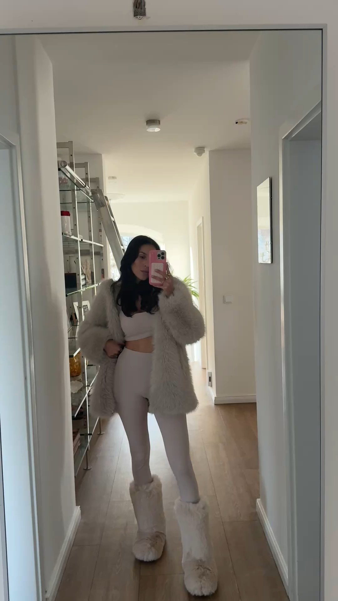 Beige winter outfit 

#LTKshoes #LTKeurope