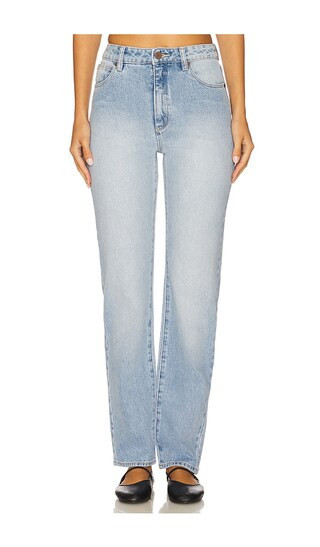 Abrand 94 Straight Jeans in Blue. - size 23 | Revolve Clothing (Global)