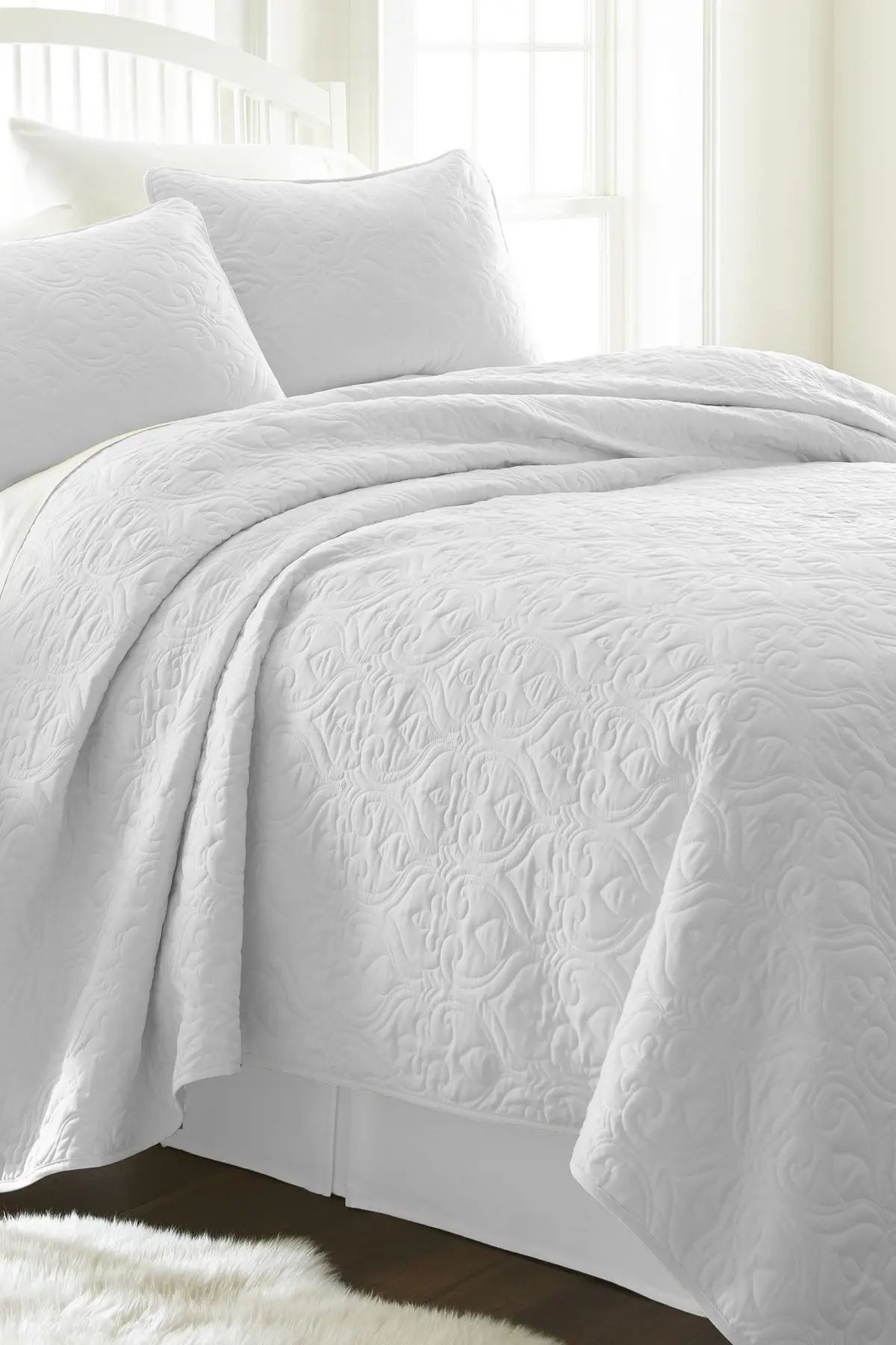 IENJOY HOME Home Spun Premium Ultra Soft Damask Pattern Quilted Twin Coverlet Set - White at Nordstr | Nordstrom Rack