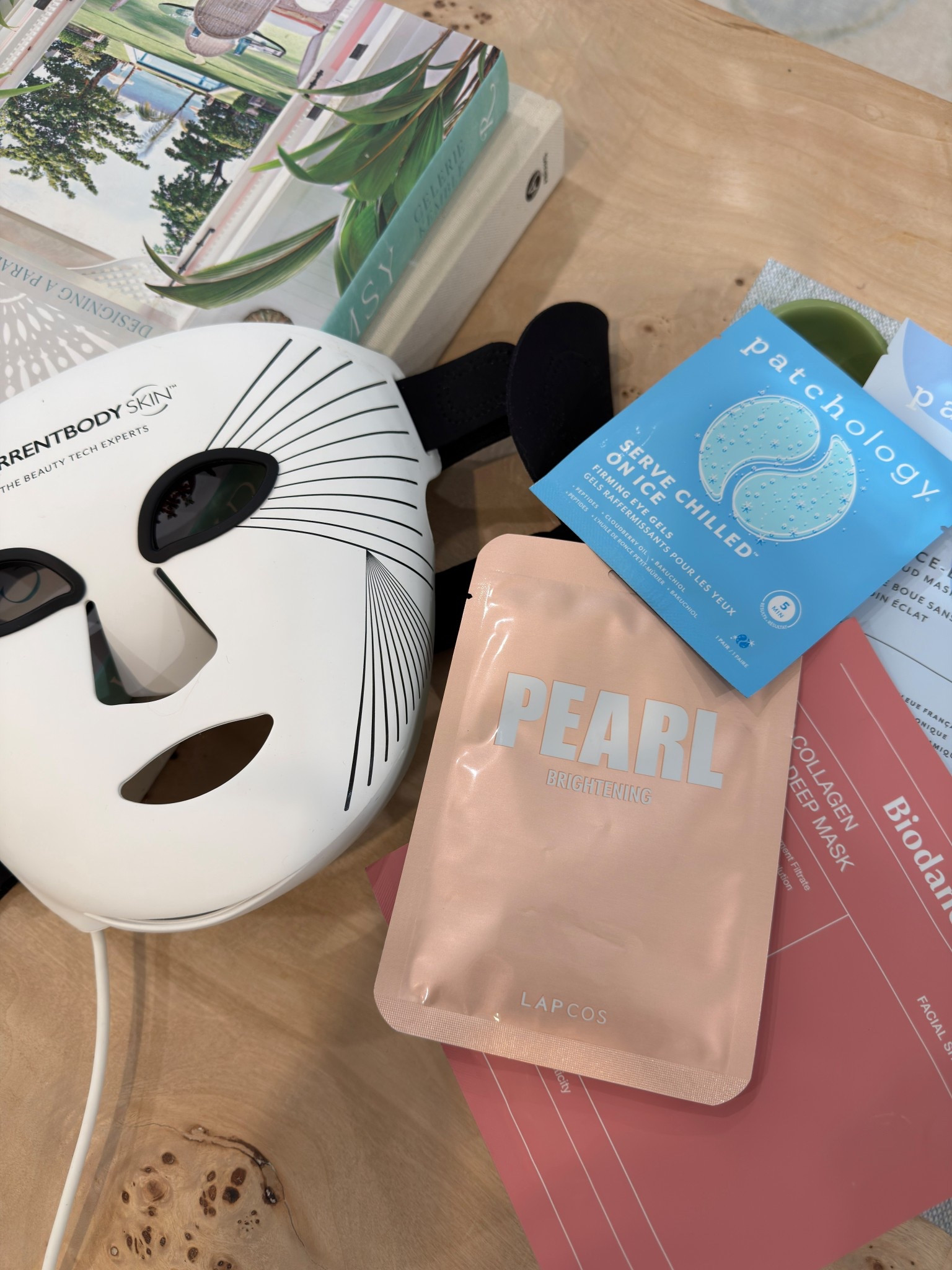 This year I’m actually going to be diligent on doing my skincare. I have the tools, i just need to use them 

#LTKdayinmylife #LTKBeauty