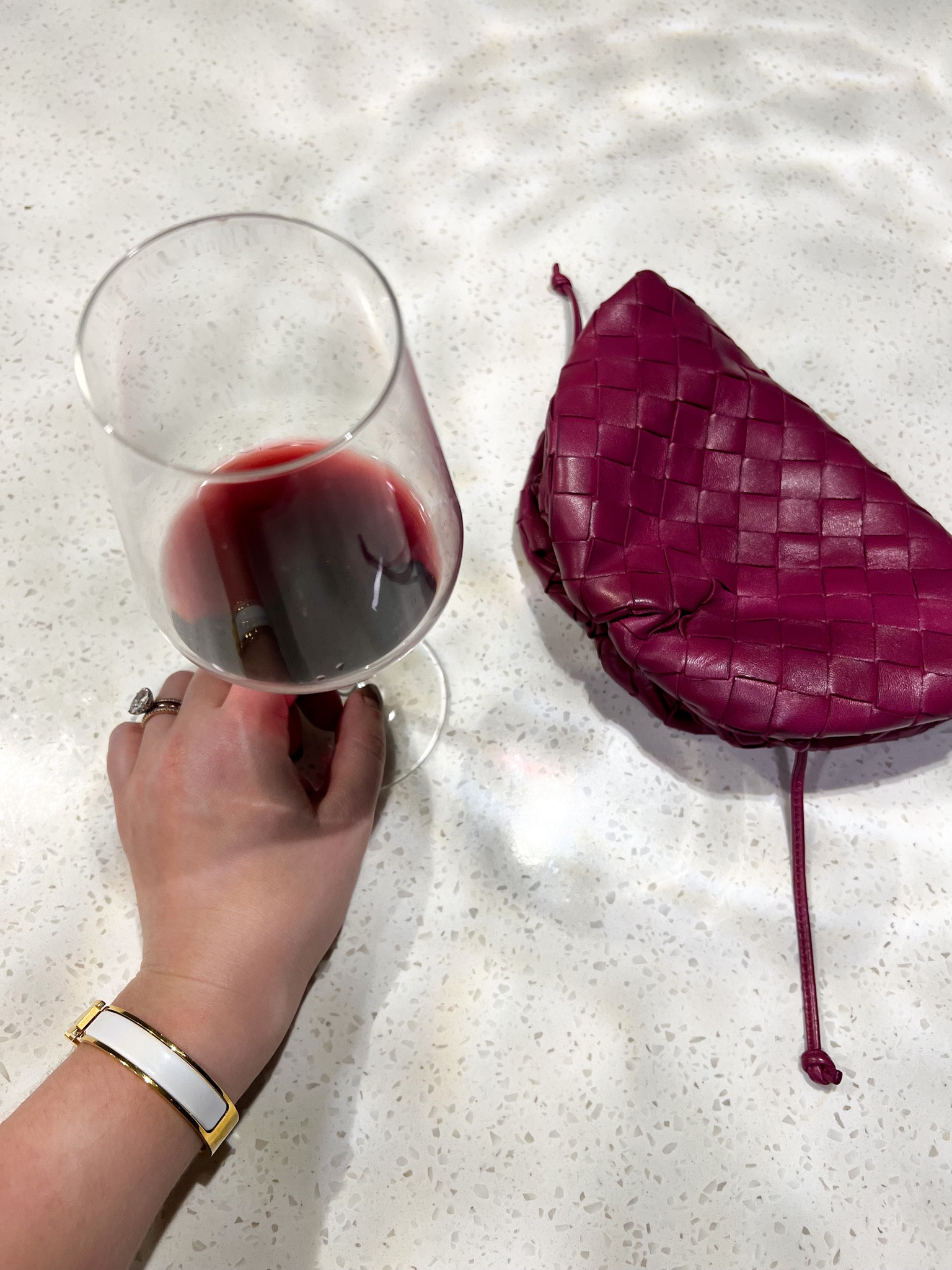 Hello handbag lovers 😍 On the blog today I’m comparing the Bottega Veneta pouch bag with 2 dupes. How close do they look to the real thing? Is it worth the $$$ price tag? Click the link in my bio to read. 

#LTKitbag #LTKSeasonal #LTKstyletip