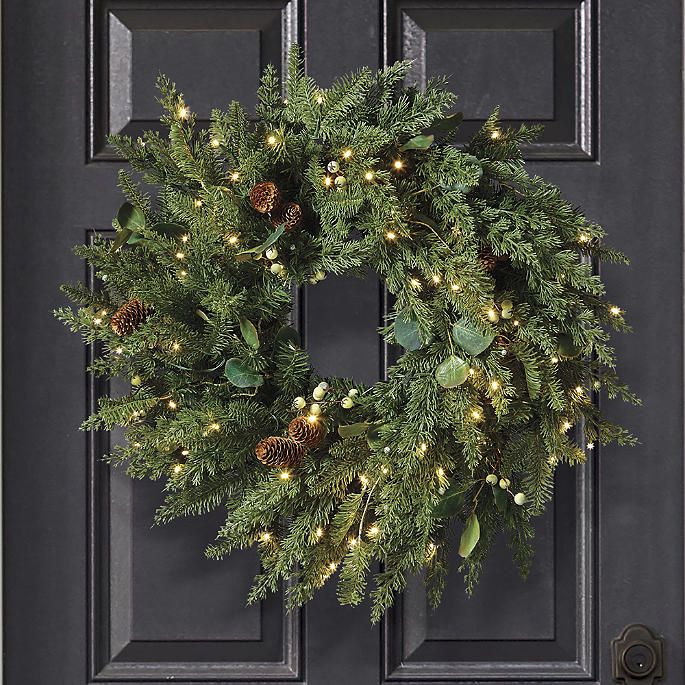 Majestic Holiday Cordless Wreath | Frontgate | Frontgate
