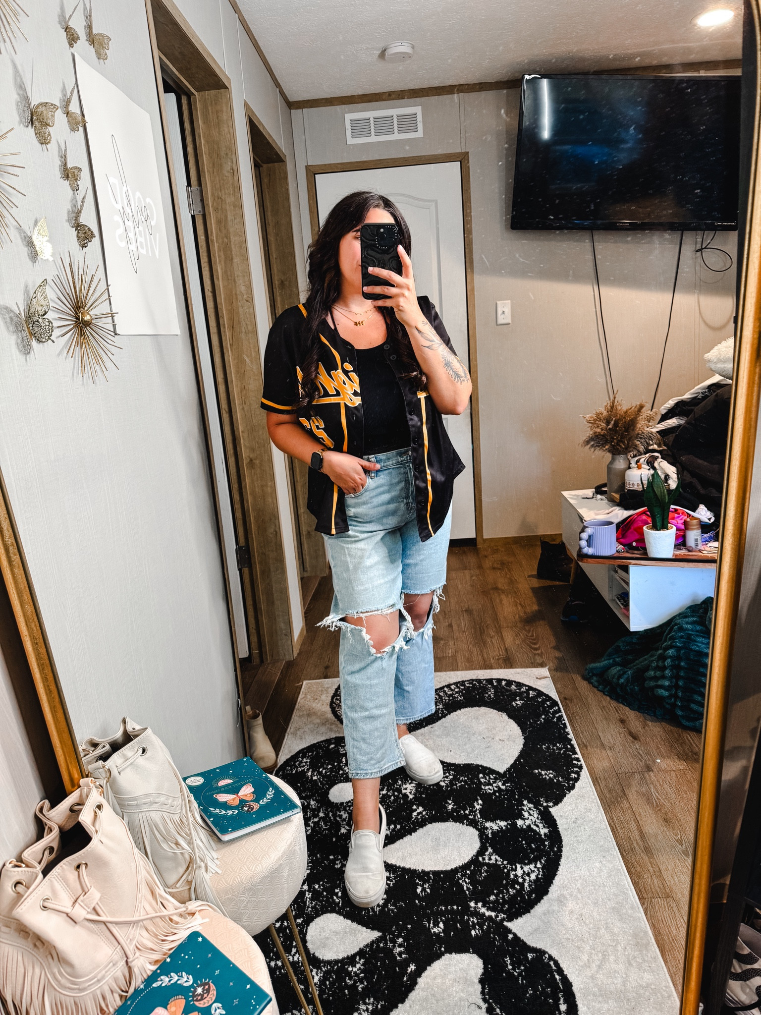 Baseball mom outfit of the day! 

OOTD
Sports mom
Athletic jersey 
Jeans
Straight leg jeans

#LTKfindsunder100 #LTKmidsize #LTKstyletip