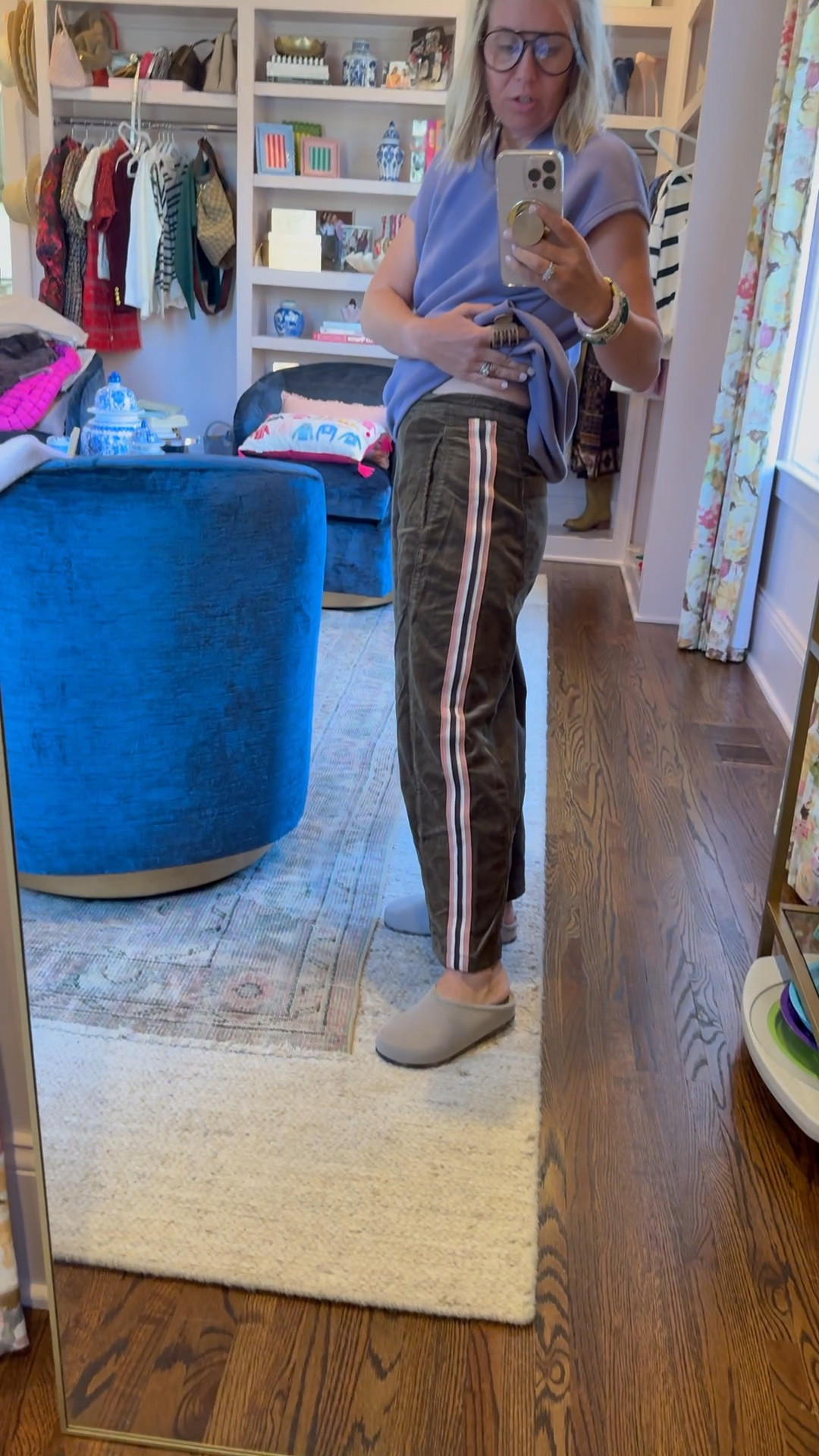 Obsessed with these pants & they are selling fast so not gonna make you wait for me to officially style them 
I’m in s Spanx dress 🤪 and xs pants, oh and 7 shoes (size down 1 whole size)


#LTKOver40 #LTKdayinmylife #LTKmomlife