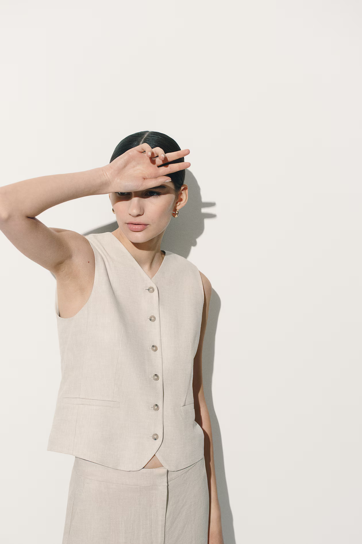 Linen-blend suit waistcoat - Light beige - Ladies | H&M GB | H&M (UK, MY, IN, SG, PH, TW, HK)