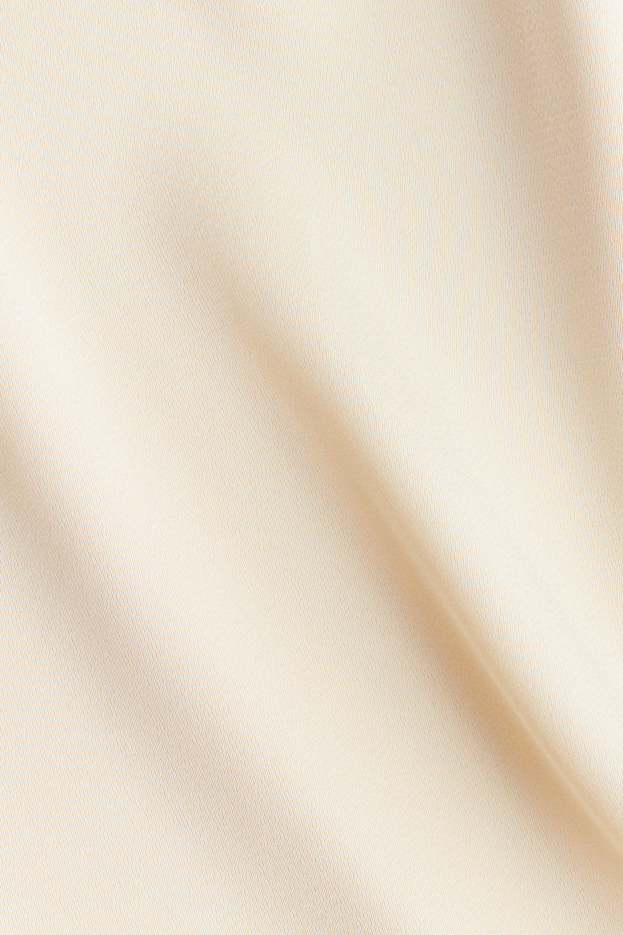 Satin maxi skirt | H&M (UK, MY, IN, SG, PH, TW, HK)