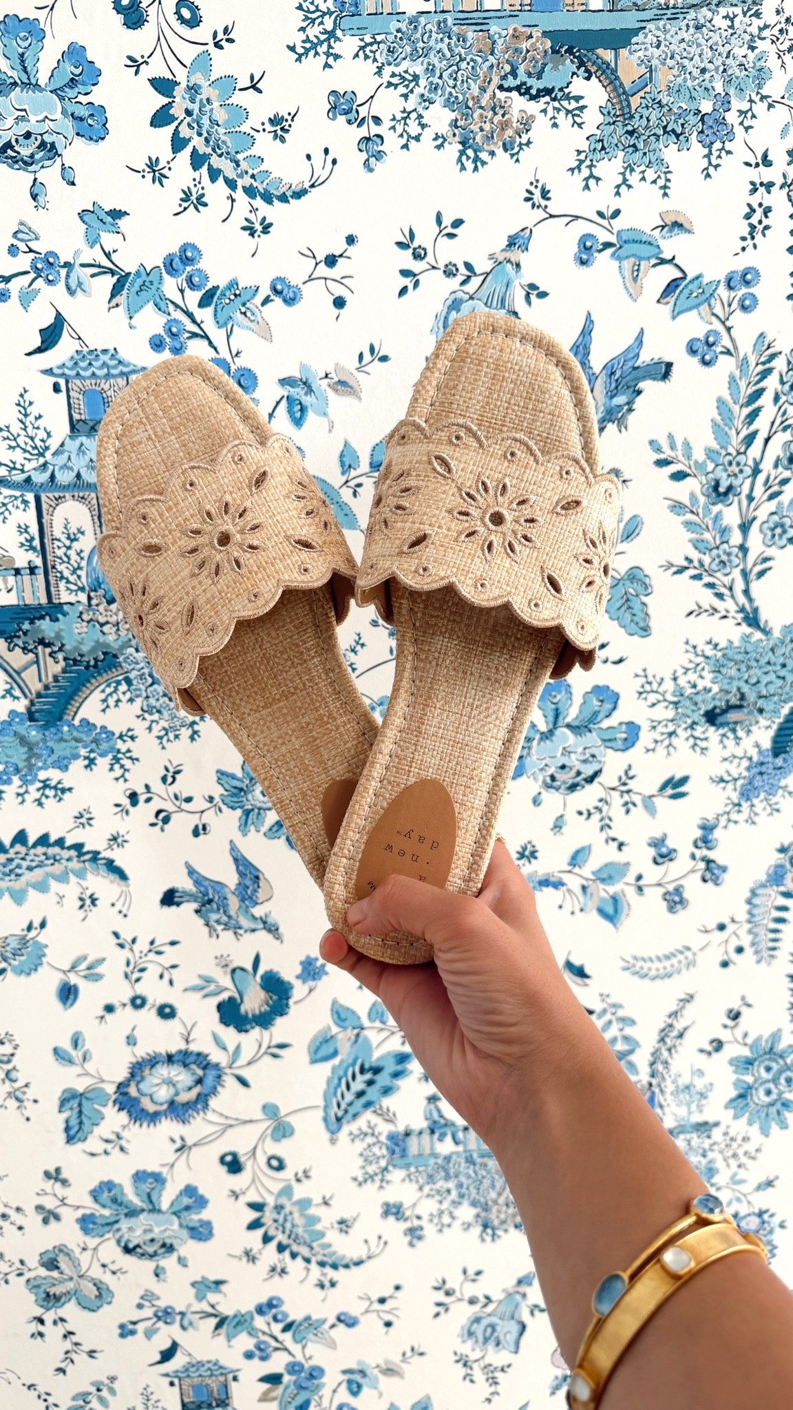 the comfiest sandals from Target

#LTKSaleAlert #LTKootd #LTKdayinmylife