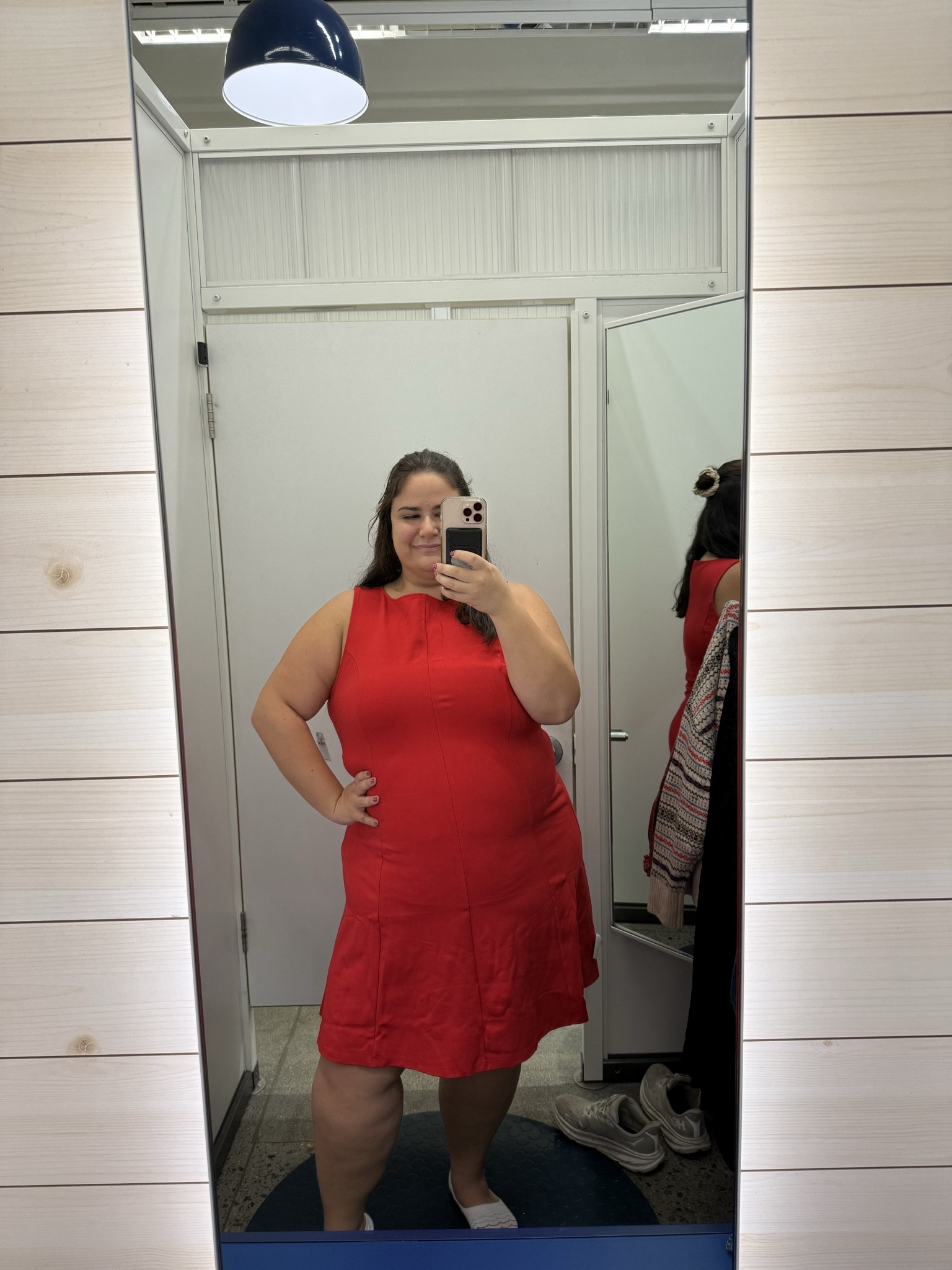 Plus size red holiday dress from old navy wearing size 3x

#LTKPlusSize #LTKHoliday #LTKSeasonal
