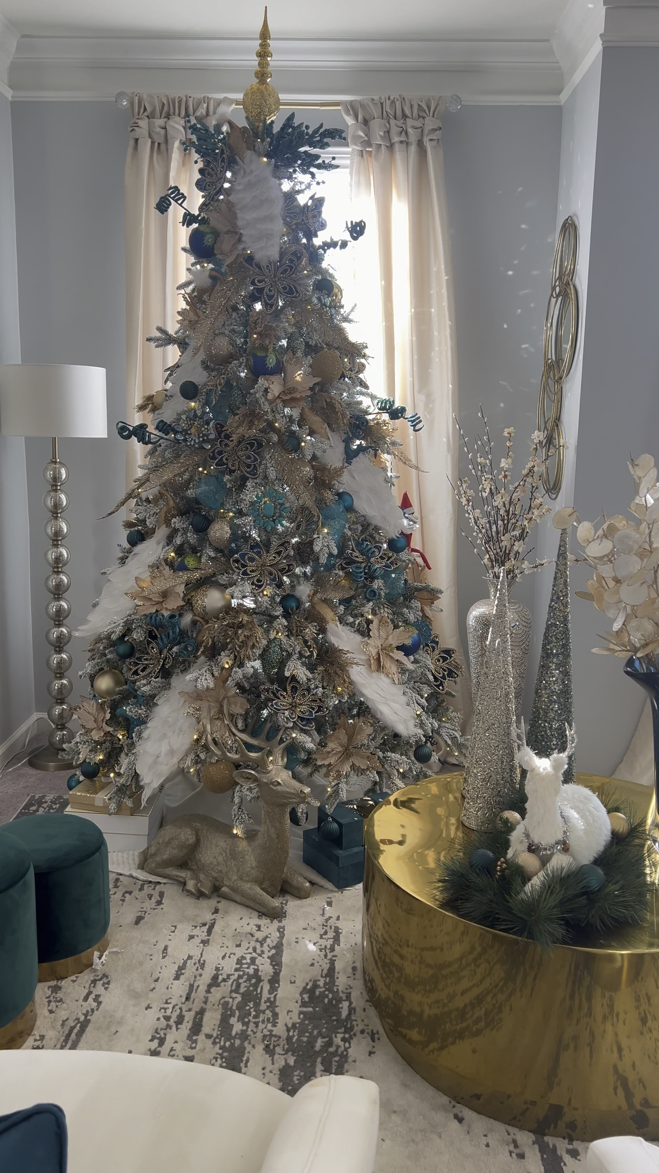 Peacock Theme Tree

#LTKHoliday
