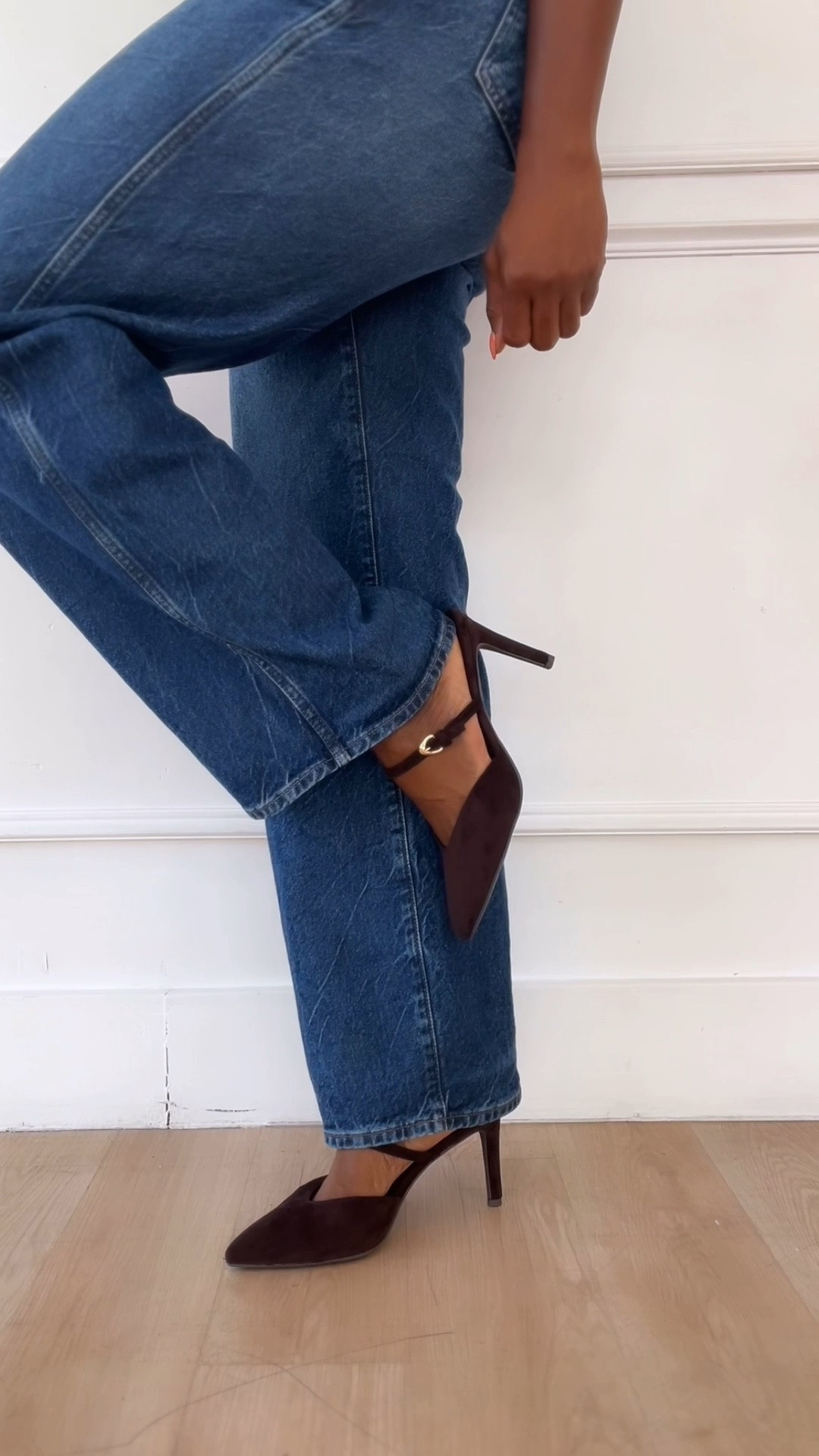 I don’t know how I got lucky with this find! These shoes are the perfect height, comfortable, and under $50. #fallshoes #heels #pumps #under50

#LTKootd #LTKSaleAlert #LTKgrwm