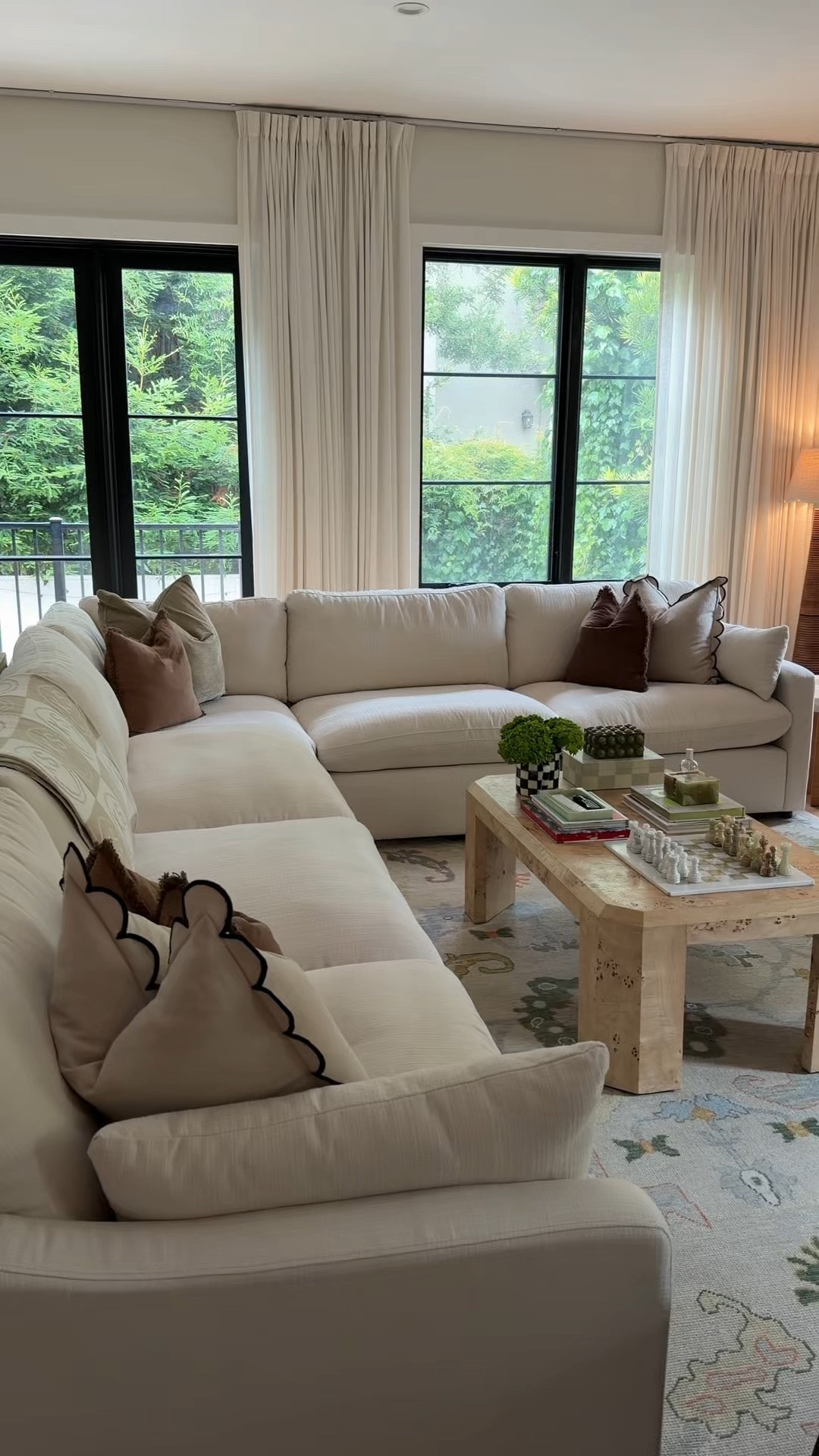 Sectional couch and armchairs are linked!