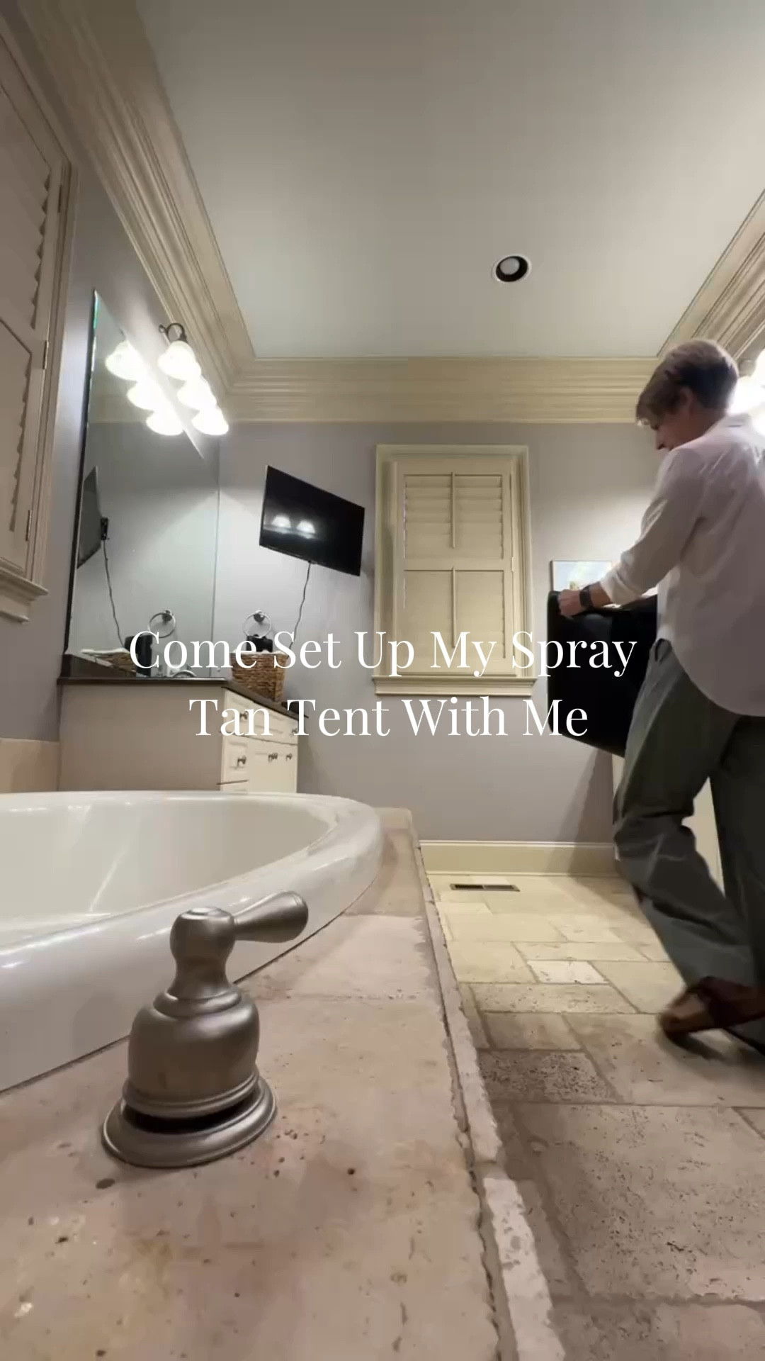 Set up my spray tan tent with me 🧳

Getting everything ready before the appointment is one of the most important parts of the process. A clean, simple setup helps the tan go smoothly and keeps my client’s space protected. Sharing the spray tan tent and setup pieces I use below.

#spraytanartist #mobilespraytan #spraytansetup #sunlesstanning #beautyprofessional #spraytanbusiness #ltkcreator #ltkit #LTKbeauty