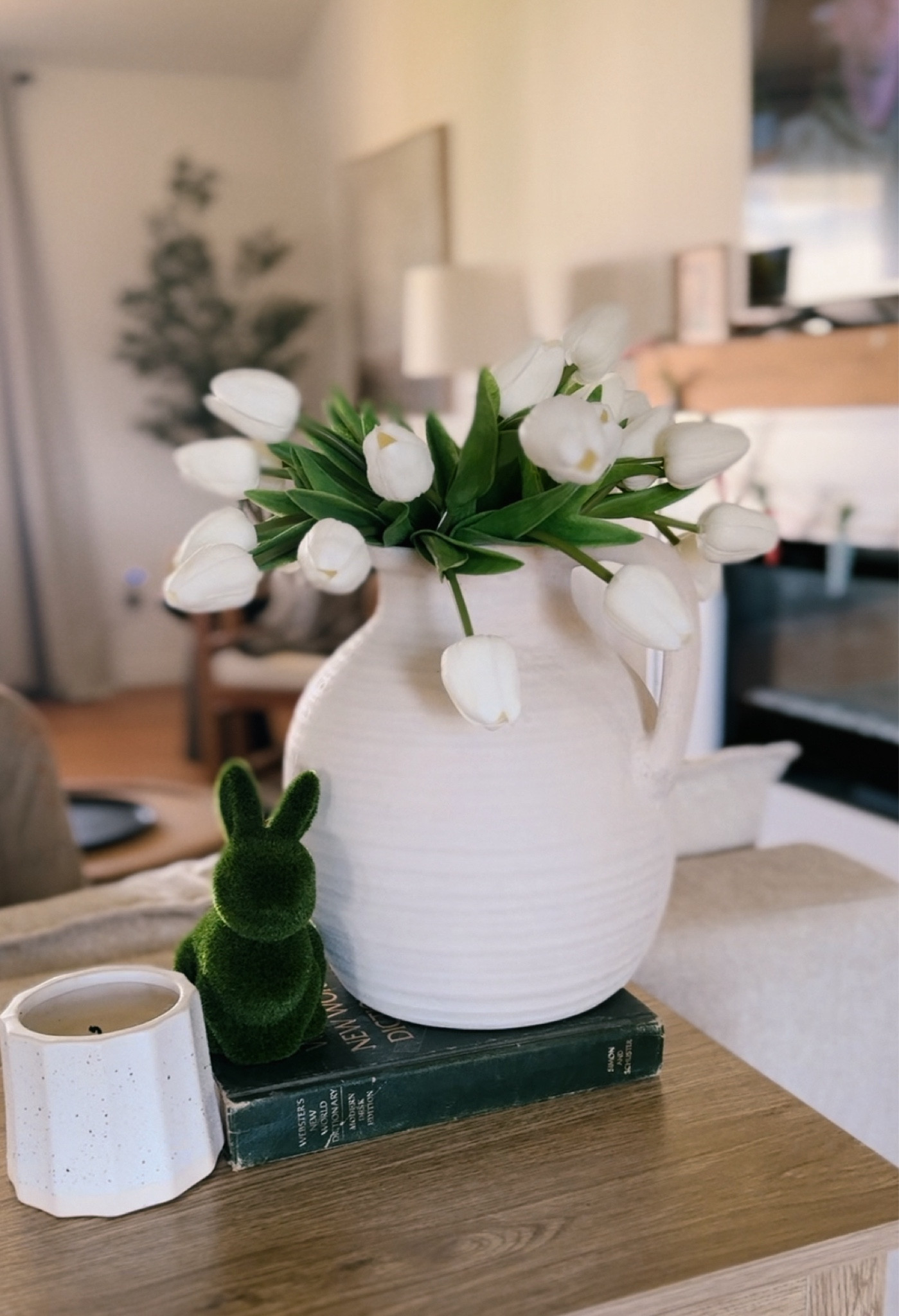 Faux tulips makes the best Spring decor 🌷💕 

#LTKSeasonal #LTKhome #LTKsalealert