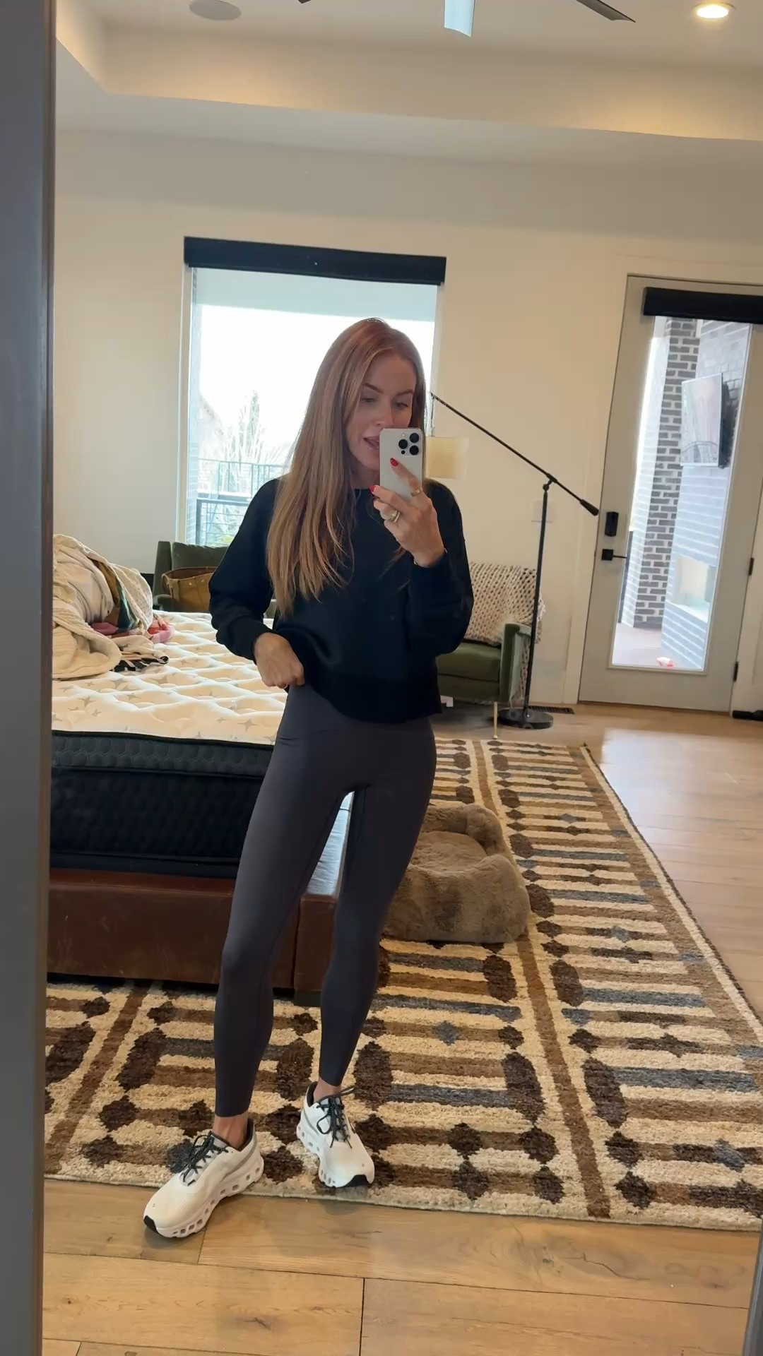 I don’t know how @spanx does it, but everything they make is MAGIC. Code TARAXSPANX saves you 15% on your first order + gets you free shipping! 
#SpanxPartner 
