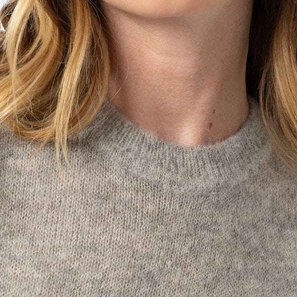 Ariella Baby Tee - Grey | Saint + Sofia