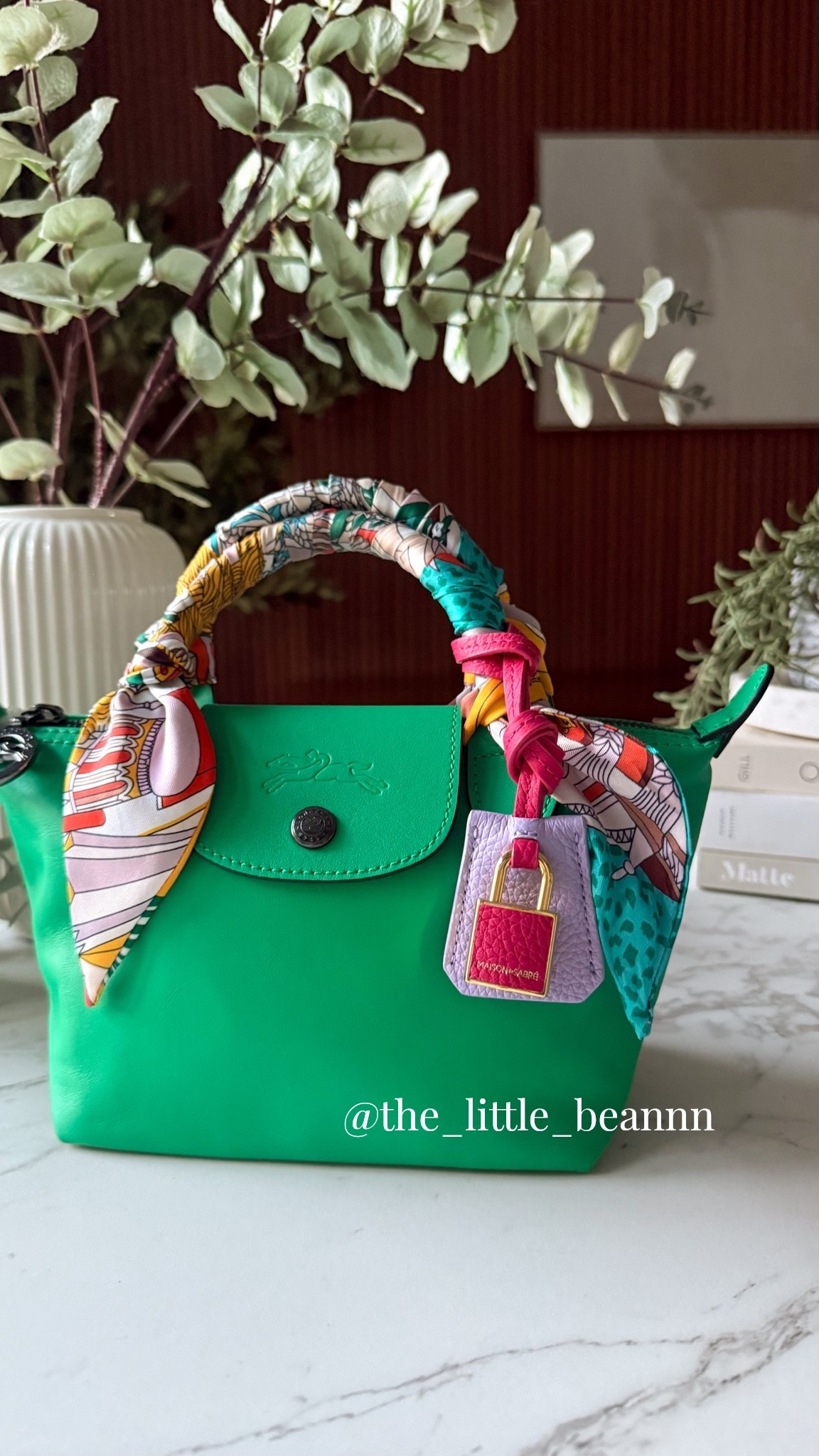Find the magnetic handbag heels at thegalsguideshop.com!