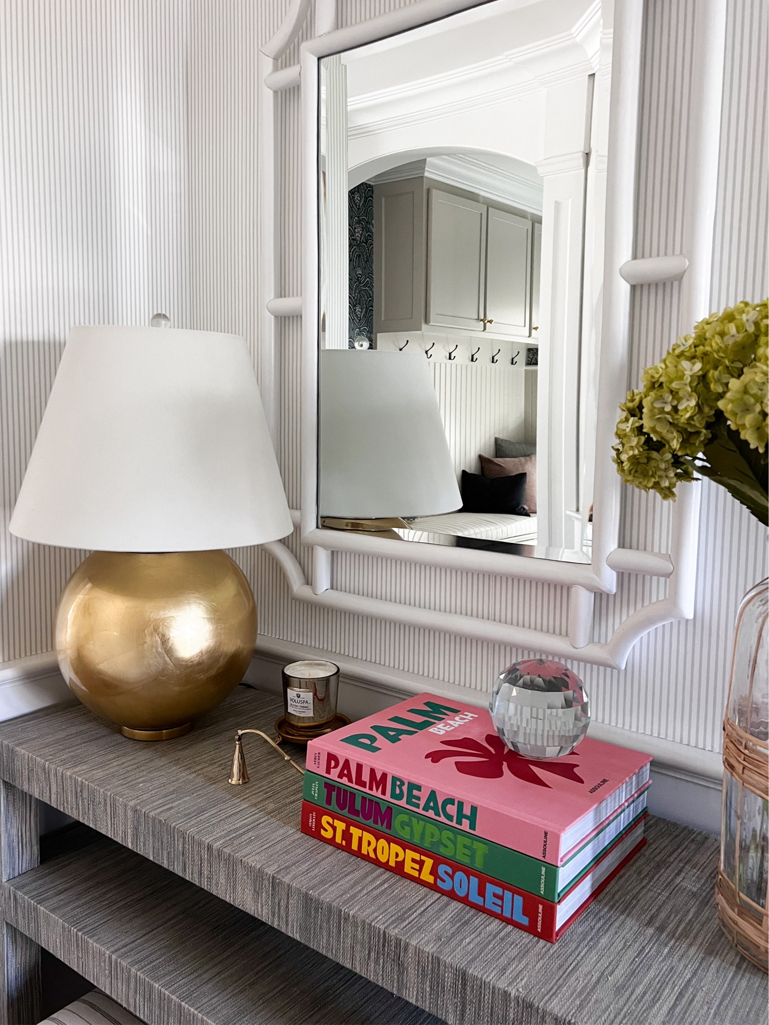 Let’s style this entryway for spring using new decor and accessories from @shophouseofblum (ad)! 

My favorite accessories are this gorgeous brass lamp and stunning coffee table books. The crystal orb catches the light beautifully and this new candle scent is not to be missed!

#houseofblum 

#LTKhome #LTKSeasonal #LTKstyletip