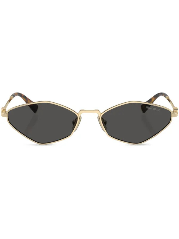 Miu Miu Eyewear logo-lettering geometric-frame Sunglasses | Gold | FARFETCH MX | Farfetch Global