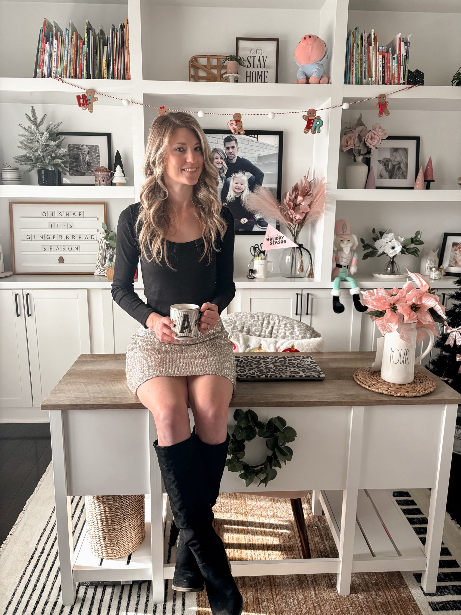 Home Office: Christmas Edition🎄 

#LTKHoliday #LTKSeasonal #LTKHome