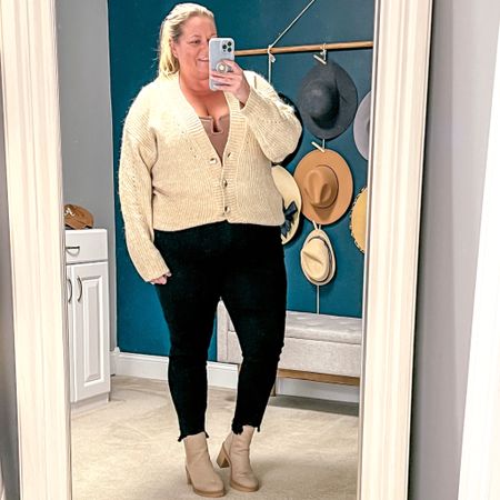 A cozy cardigan for this winter outfit. I am happy I ordered these black denim jeans. They have a good amount of stretch and a raw hem. 

#LTKcurves #LTKSeasonal #LTKshoecrush