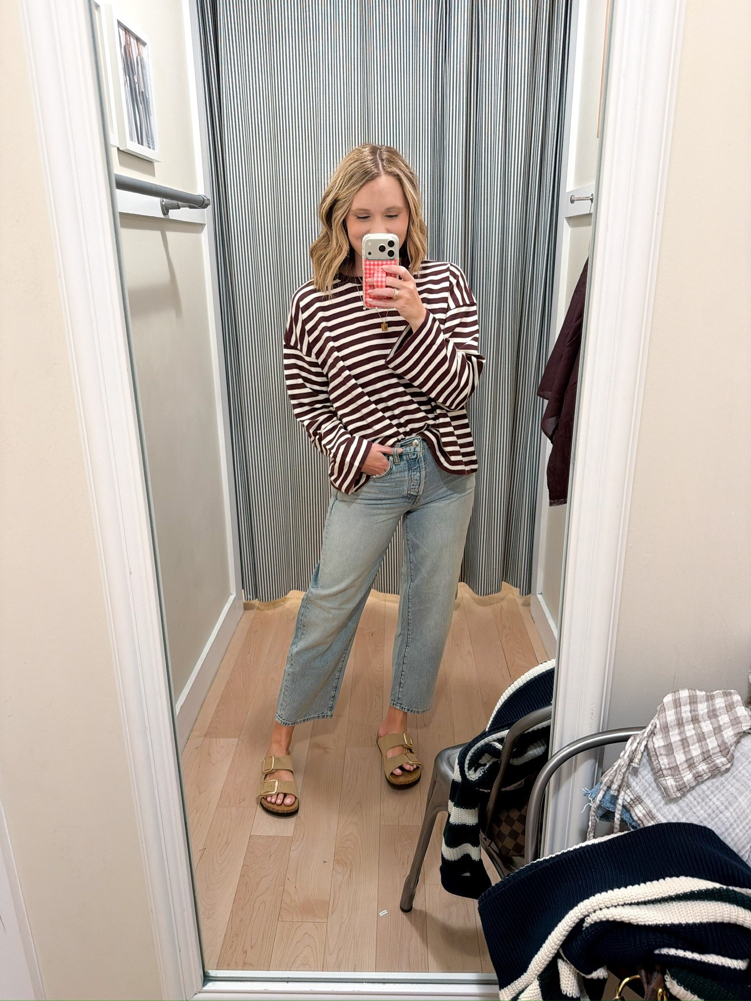 Love the loose sleeves and relaxed vibe on this Madewell tee. A great easygoing essential for everyday fall.

//
Slouchy tee
Long sleeve tee
Long sleeve striped tee 
Fall tops

#LTKdayinmylife #LTKmomlife #LTKootd