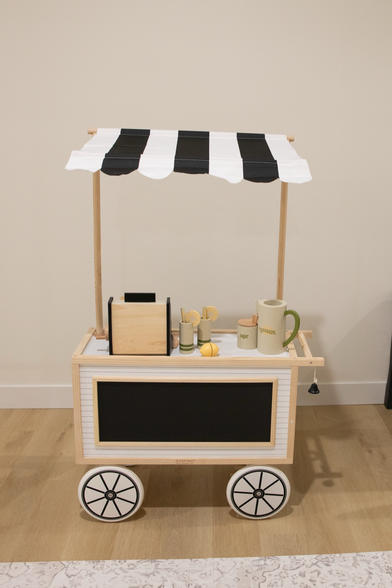 The cutest play stand! 