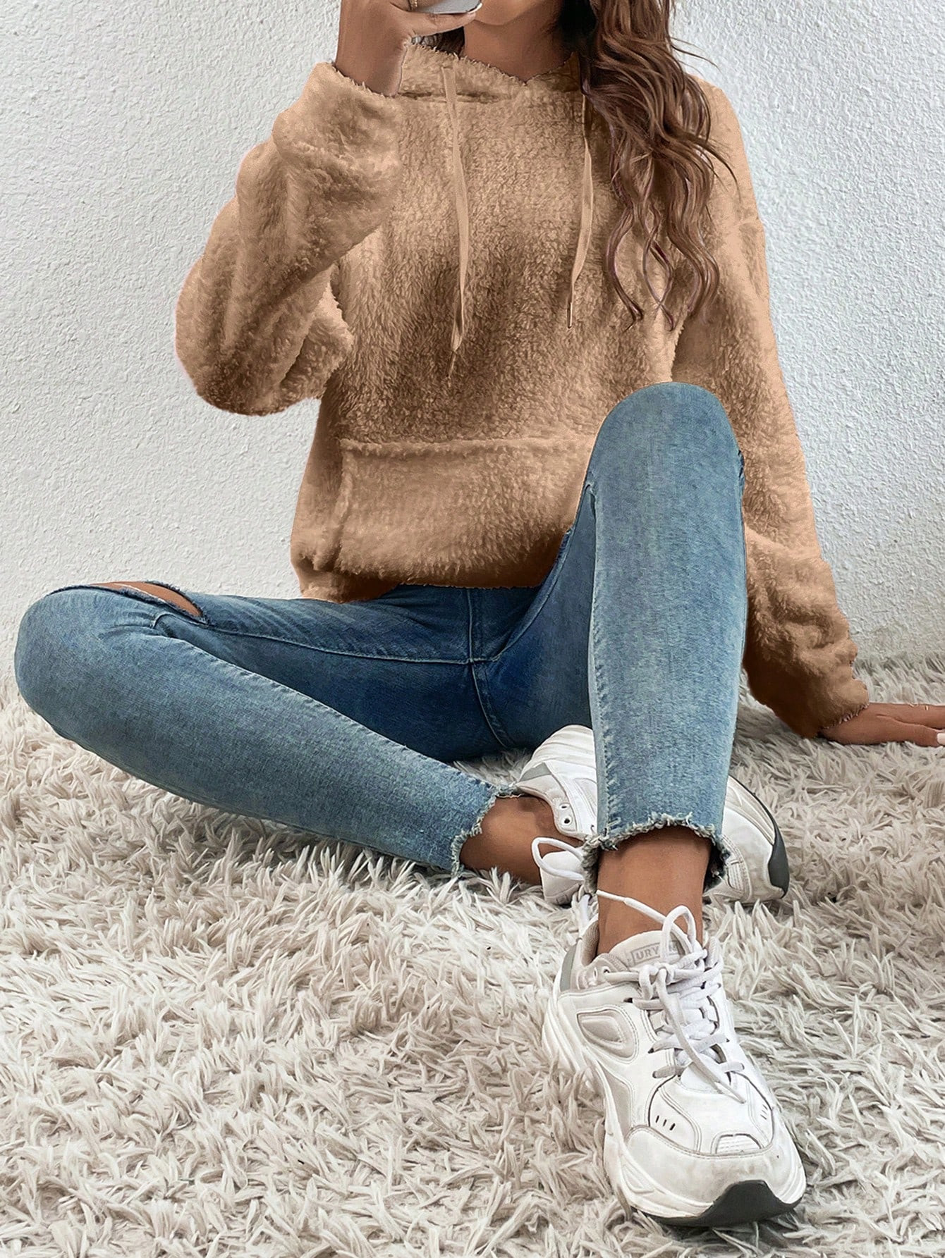 SHEIN EZwear Kangaroo Pocket Drop Shoulder Drawstring Teddy Hoodie | SHEIN