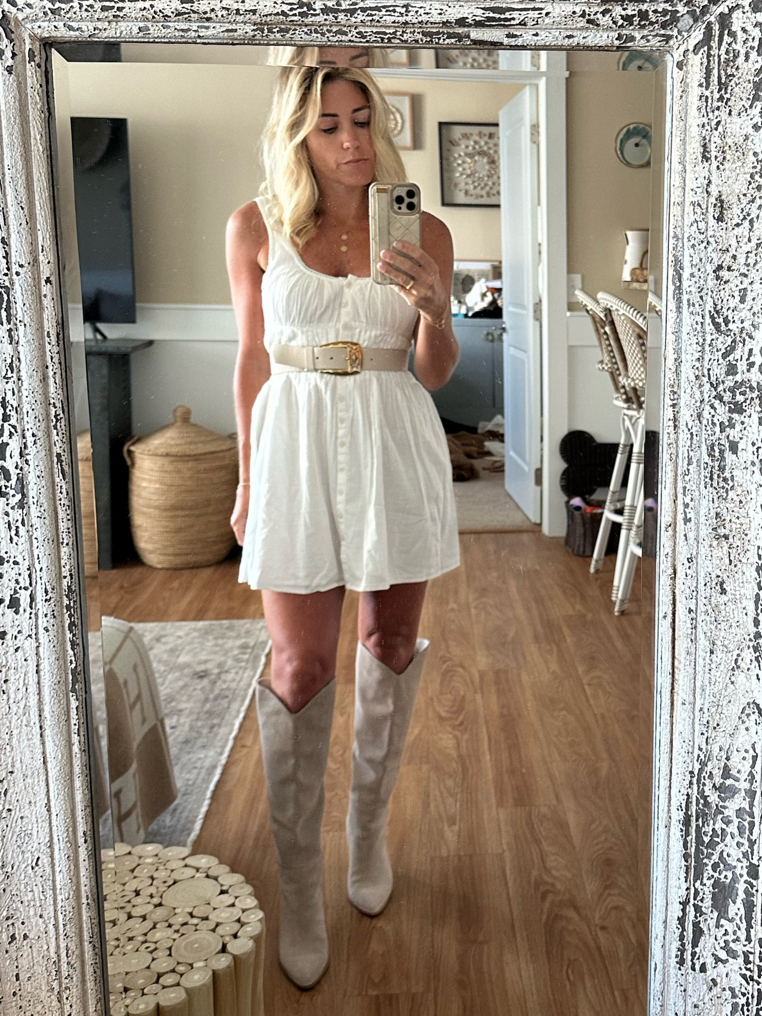 White dressed, belt + boots = my ❤️’s combo

#LTKShoeCrush #LTKSeasonal #LTKFindsUnder100