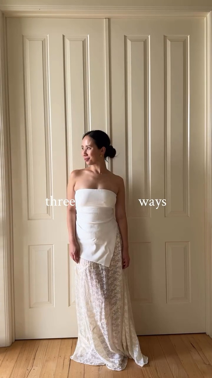 The most gorgeous @dissh top worn in three ways 🤍🤍 you all voted for this top a while back and I am so excited to show all the ways I would style it, and yes all pieces are from their collection which jsut shows how much I love the brand. Still super comfortable, but also effortlessly chic at the same time. @dissh can do no wrong with their gorgeous pieces 
.
.
.
.
.
.
#petitefashionblogger #dissh #outfitreels #outfitrepeater