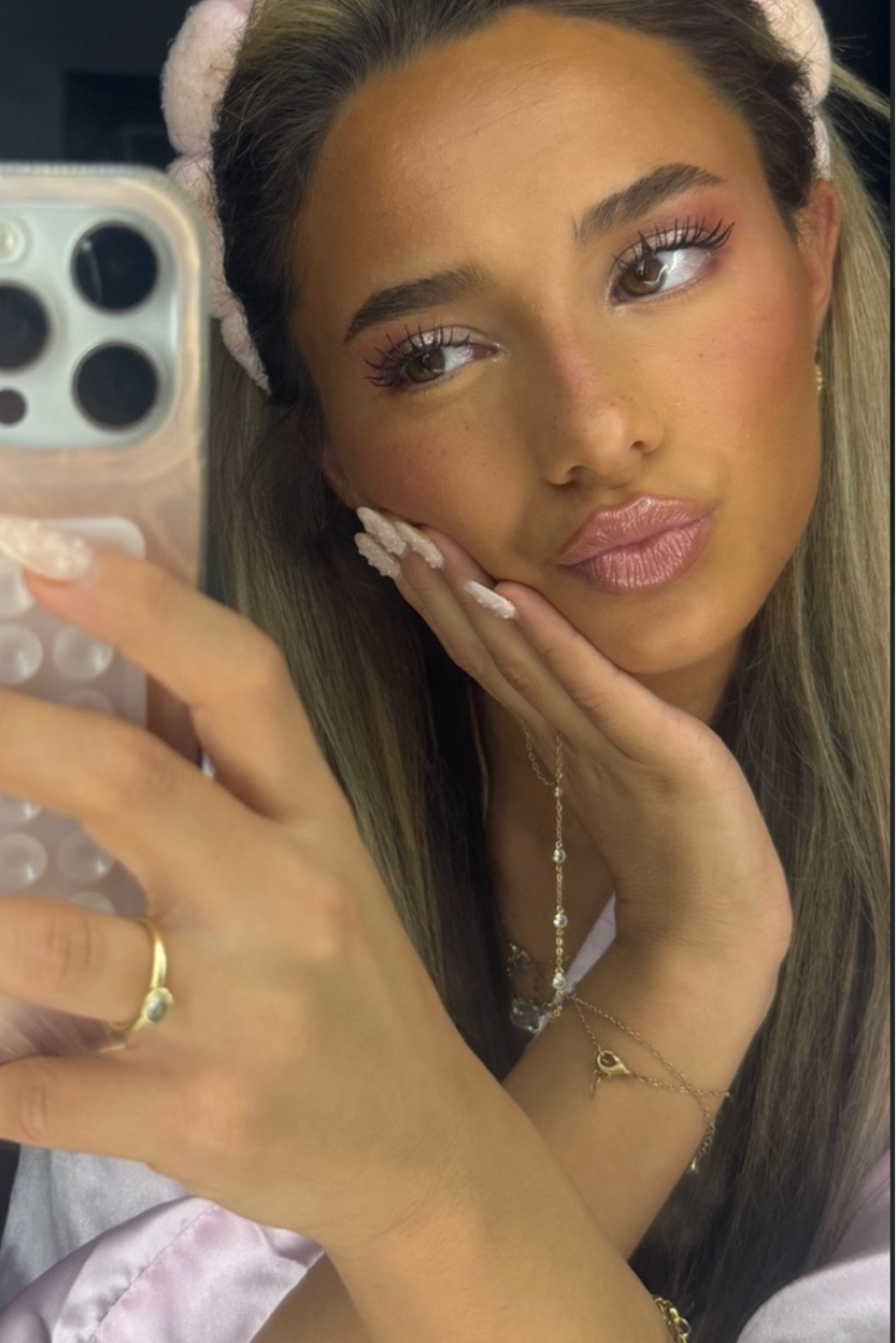 #LOrealParisPartner #ad Officially adding pink to every part of my routine 💖 The Le Shadow Sticks are so easy to blend and feel cooling on the lids—perfect for that fresh look! #TargetPartner #Target @LorealParis @Target #L’OrealParisMakeup 

#LTKFindsUnder100