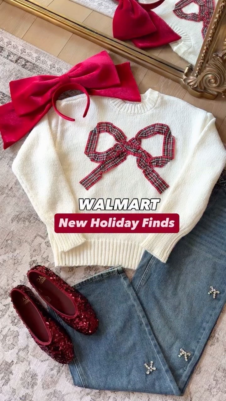 We have your first sneak peek at @walmart holiday finds + $15 jeans!!! Comment OUTFIT LINKS to shop it all! ⭐️This adorable sweater is a steal and comes in 4 prints! These sequin flats are available in more colors as well! Tag a friend that can’t miss out on these new finds! 🎀

#walmart #walmartstyle