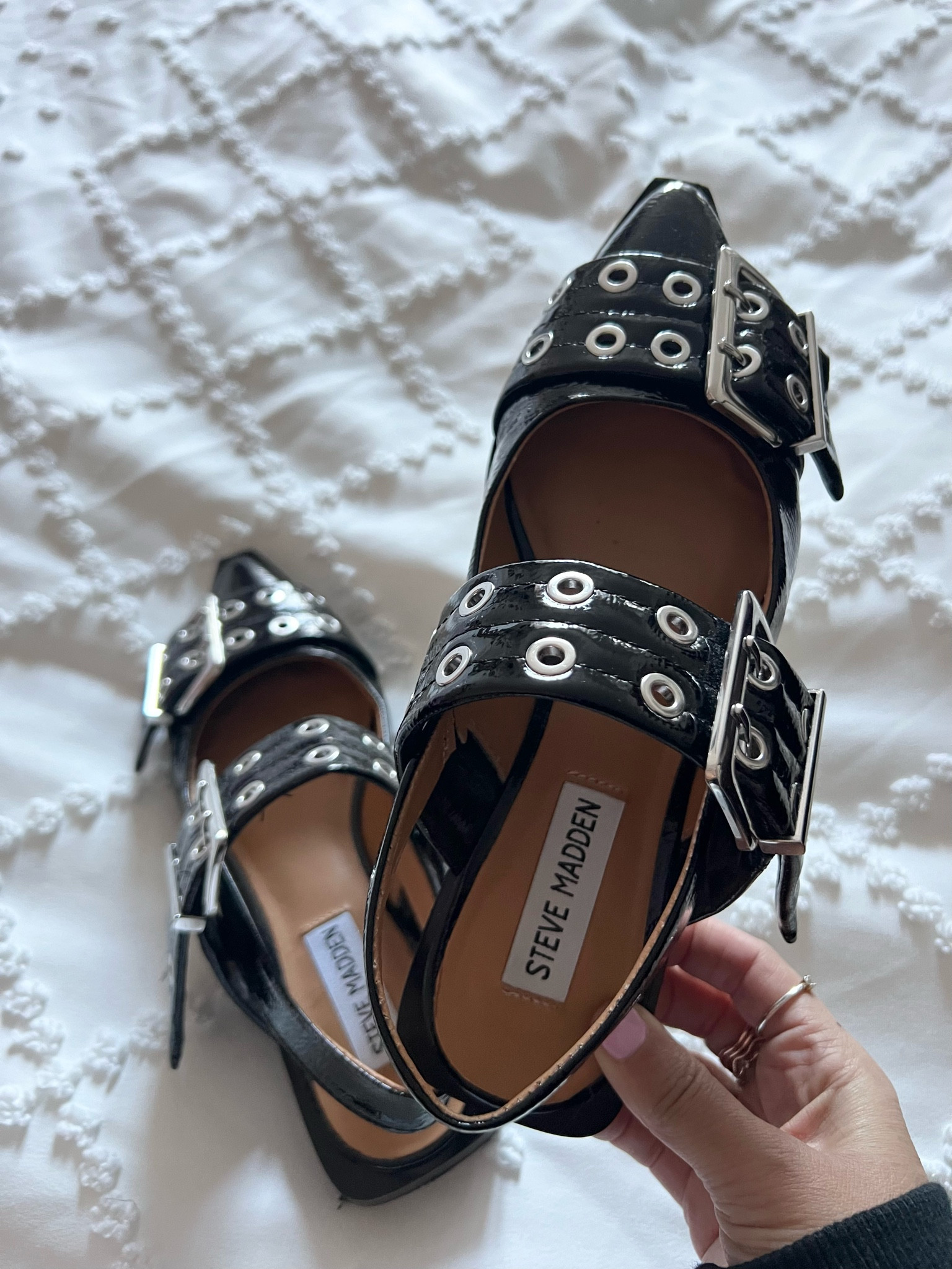 obsessed with these shoes, they’re so comfortable and come in so many good color options  

#LTKshoecrush #LTKstyletip #LTKSeasonal