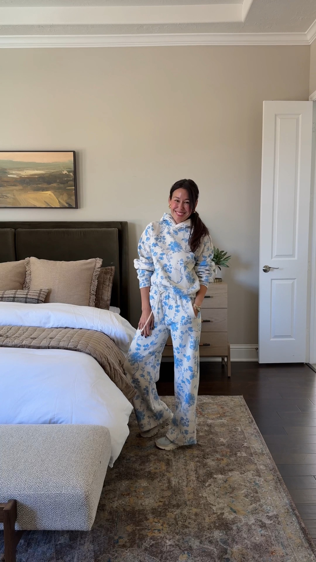 use code "CYBERAF" at checkout for an additional 15% off 

I’m 5’3” and I wear an XS. I ordered the pants in a short. They also come
In regular length.

Cyber Monday extra savings! 
    •    25-50% Off Everything + an Extra 15% off Select Styles
    ◦    Additionally, there’s a STACKABLE promo code throughout the week! use code "CYBERAF" at checkout for an additional 15% off, which will stack on ALL promos!

#LTKFindsUnder100 #LTKSaleAlert #LTKActive