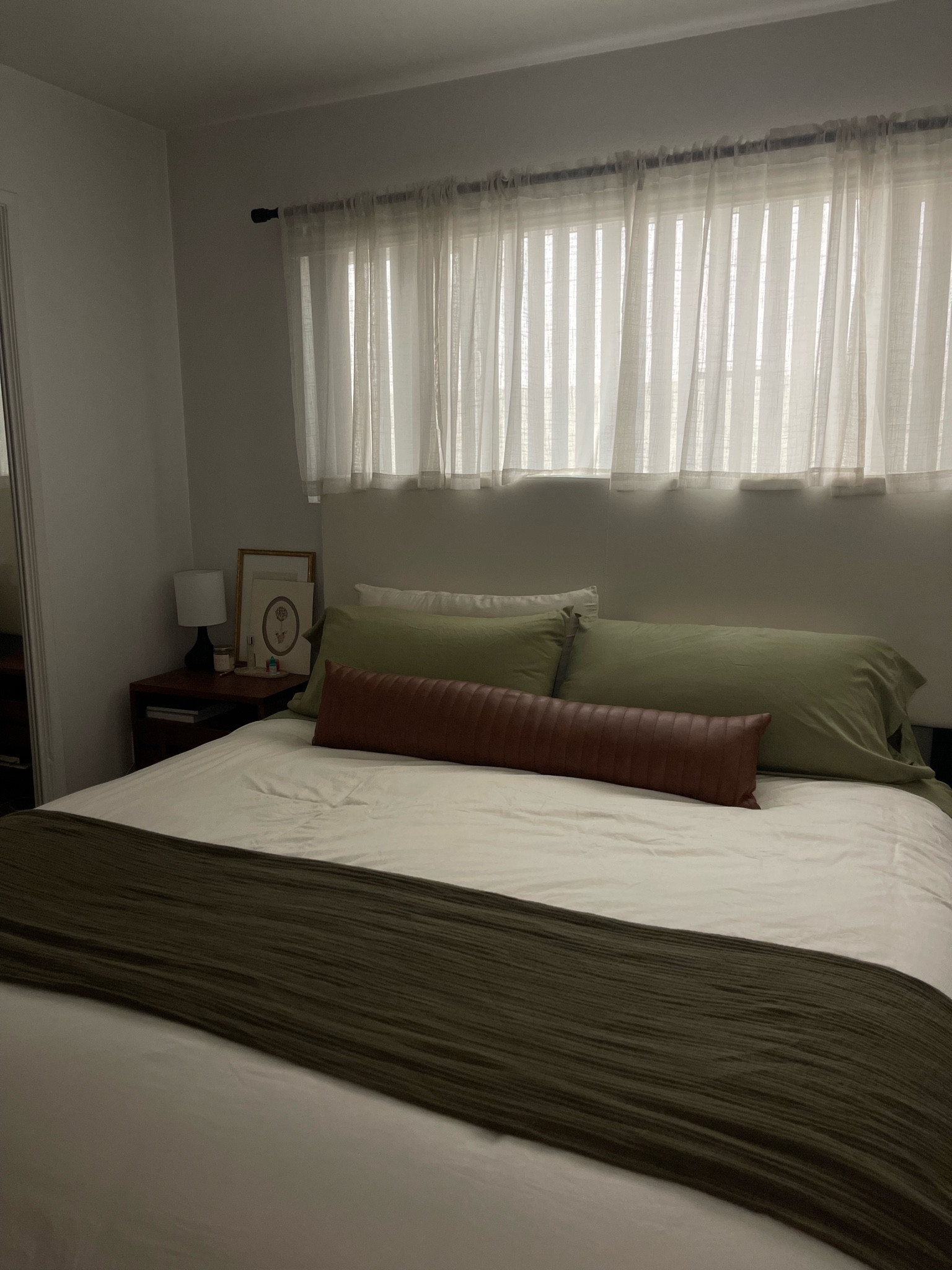 bedding details 🌿🤍
#bedding #bedsheets #californiaking 
bedding, bedsheets, green sheets, sage green, throw pillow, throw blanket, summer sheets, bedding details 

#LTKsalealert #LTKFind #LTKhome