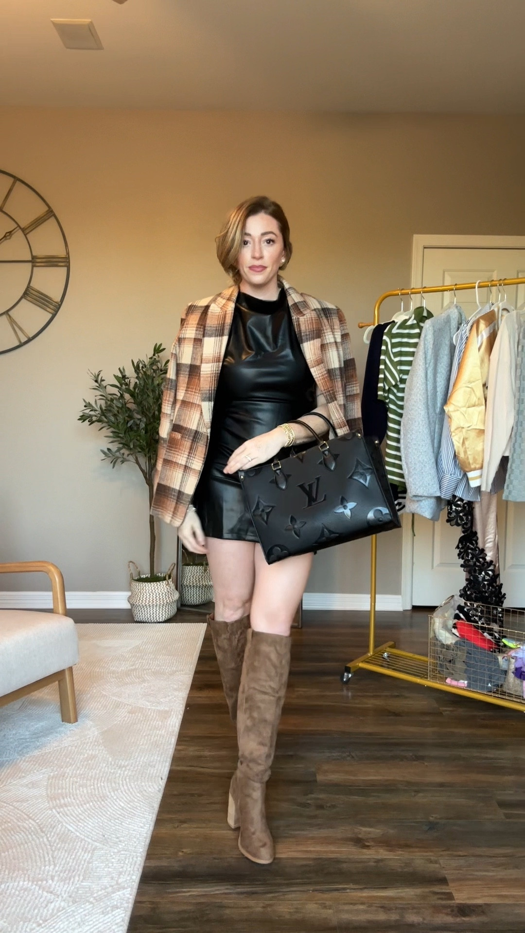 Elevate your new year outfit! 🤎😉

#LTKHoliday #LTKWatchNow #LTKStyleTip