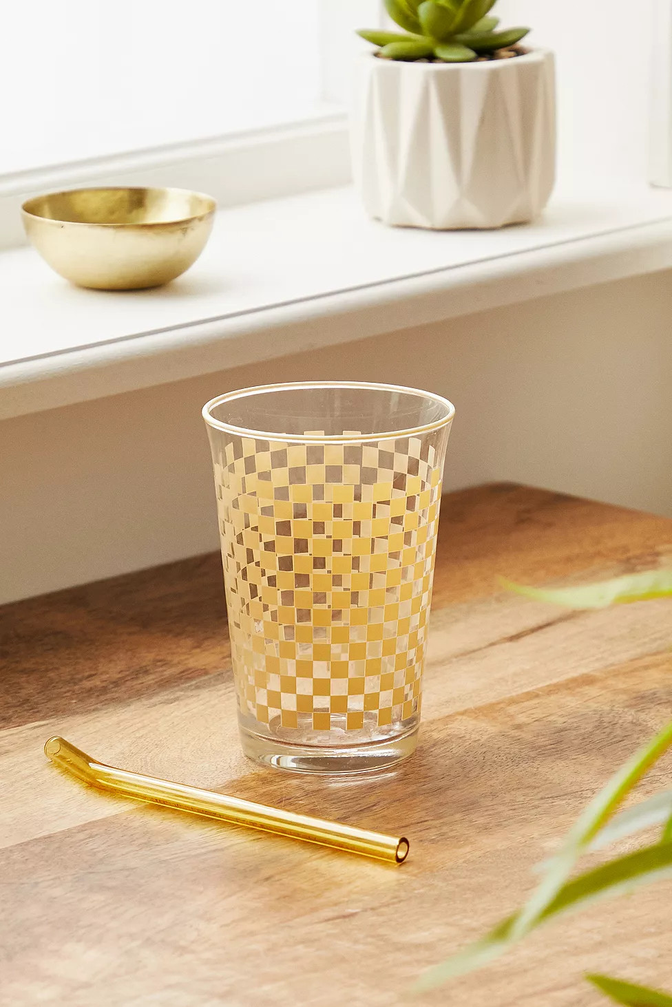 Frankie Check Glass Tumbler | Urban Outfitters (EU)