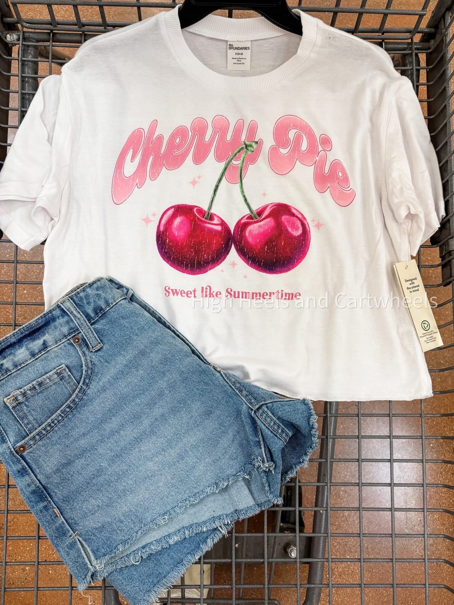 Cute boxy graphic tee from Walmart