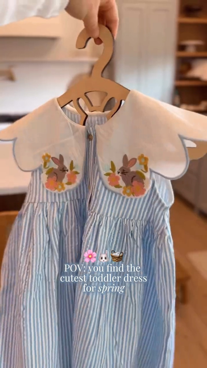 A scalloped collar, stripe pattern, embroidery and bunnies? The perfect toddler girl spring dress does exist. And it’s only $25. Goes up to size 6-7 🐰✨

#toddlergirlfashion #toddlerfashion #easterdress #girlmom

#LTKKids #LTKSpringSale #LTKmomlife