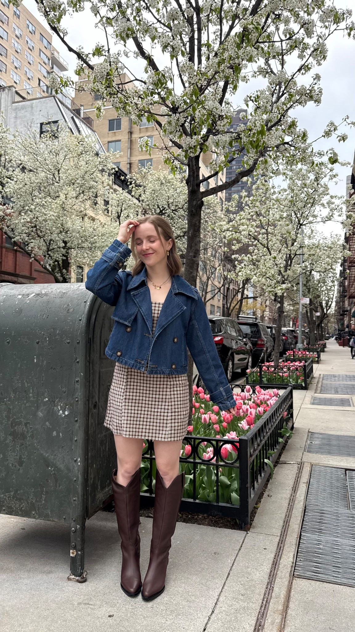 Spring ootd
Skort dress XS reg Abercrombie 
Cropped trench 
Size 7 leather boots 10 step tested 


#LTKootd #LTKdayinmylife #LTKPetite