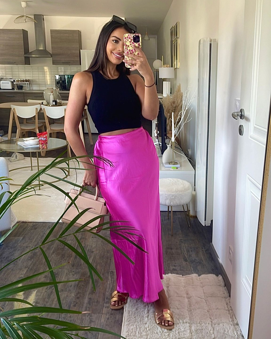 #summer #spring #outfit #pink #boohoo #zara #seasonal #girly #parisian #look

#LTKunder50 #LTKstyletip #LTKSeasonal